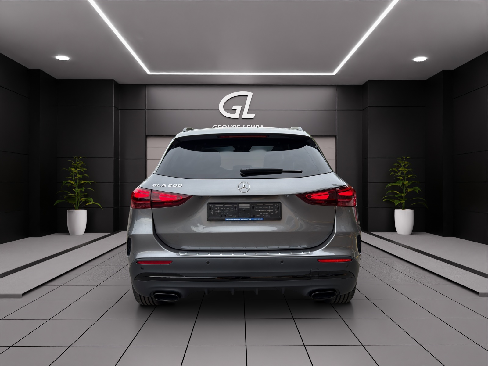 MERCEDES-BENZ GLA 200 Night Star 7G-DCT-image-4
