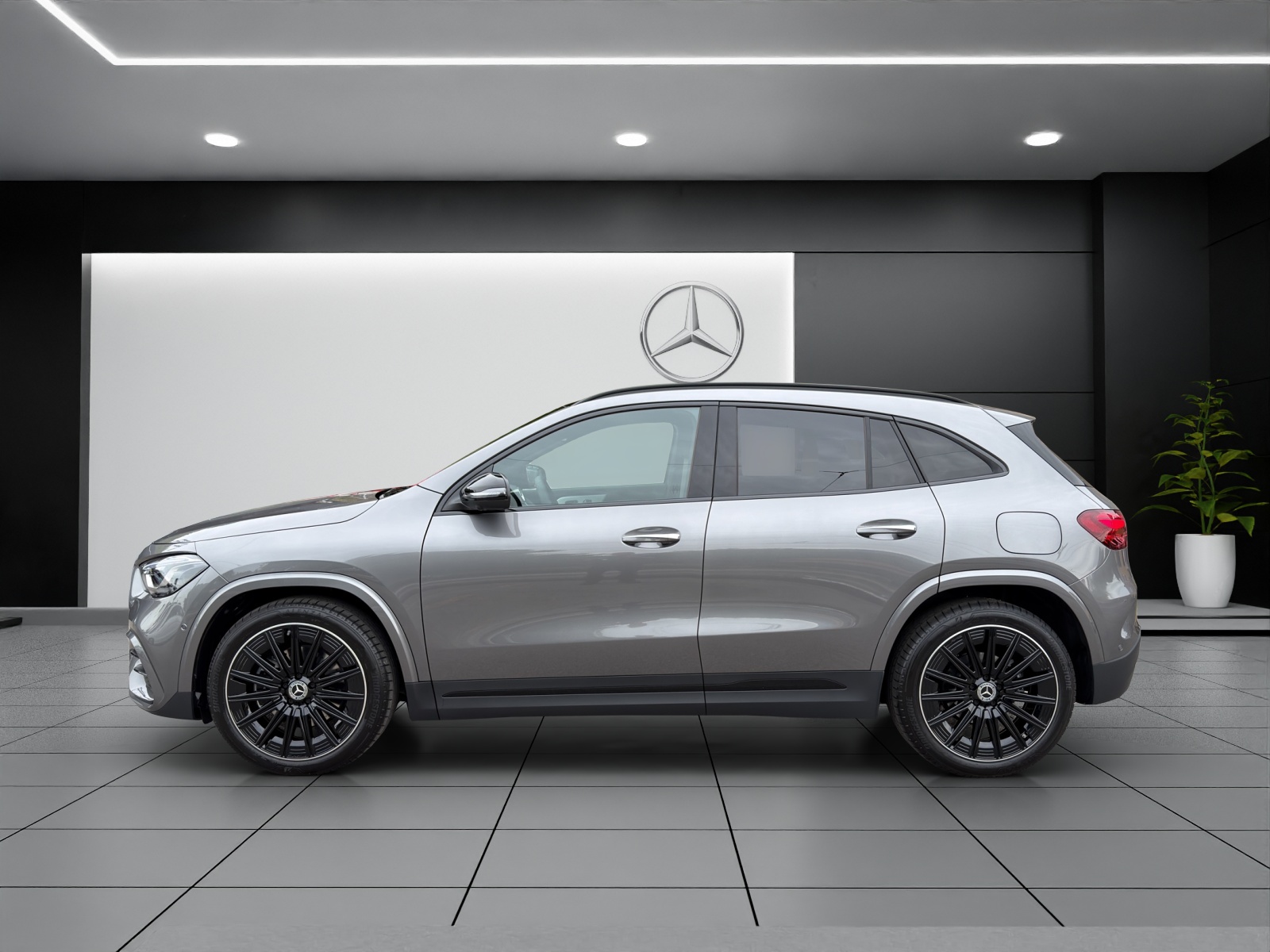MERCEDES-BENZ GLA 200 Night Star 7G-DCT-showroom-element-2