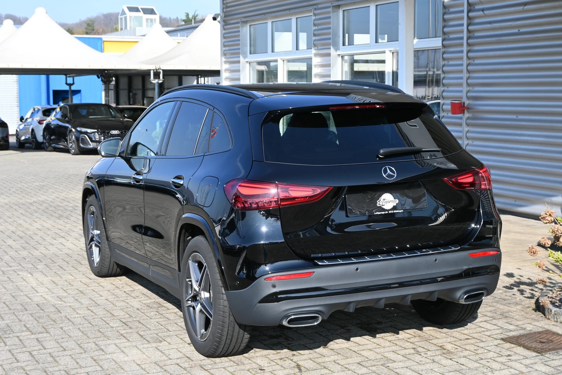 MERCEDES-BENZ GLA 200 AMG Line 7G-DCT + Facelift Modell-image-6