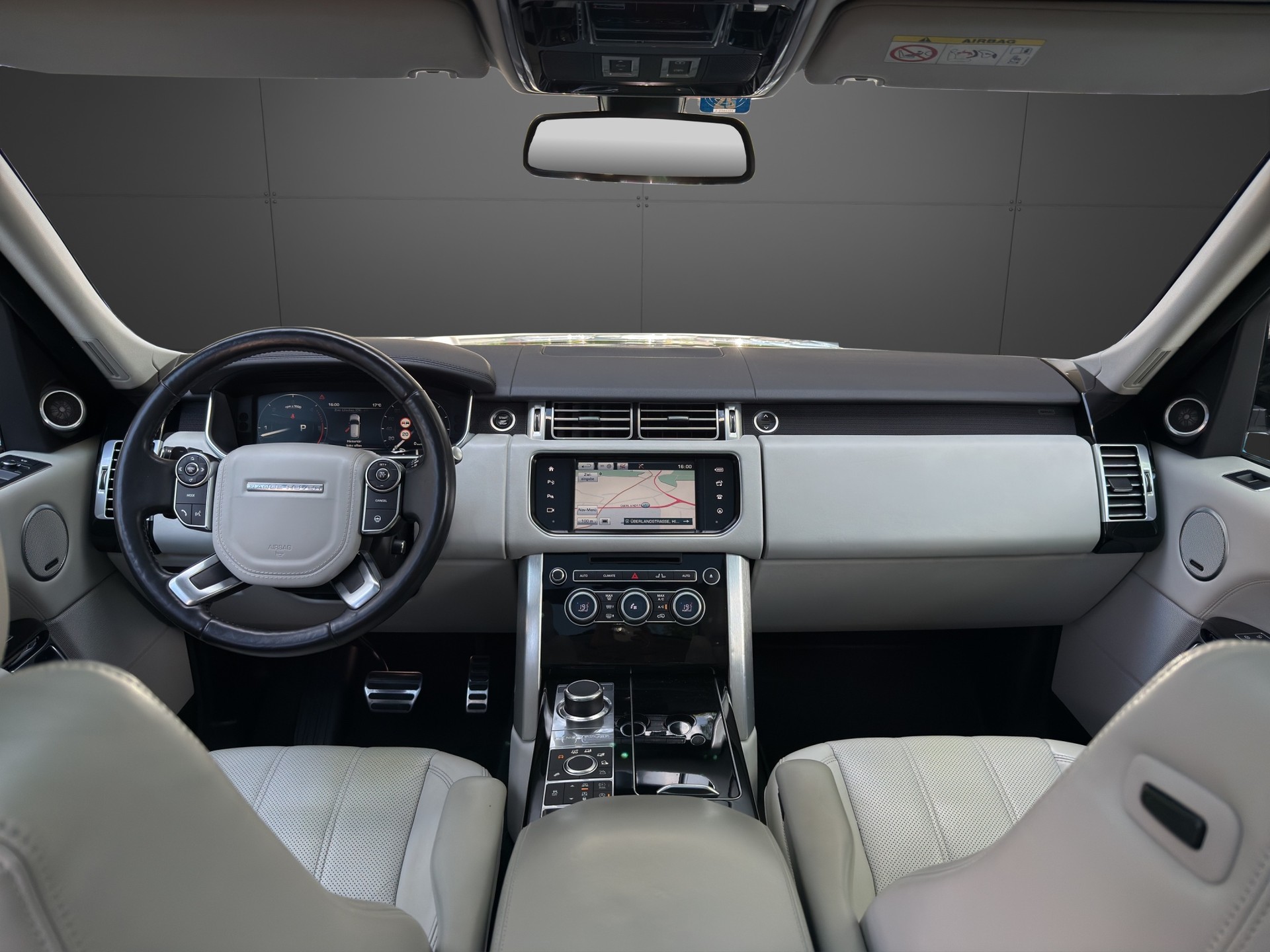 LAND ROVER Range Rover 3.0 TDV6 Vogue Automatic-image-4