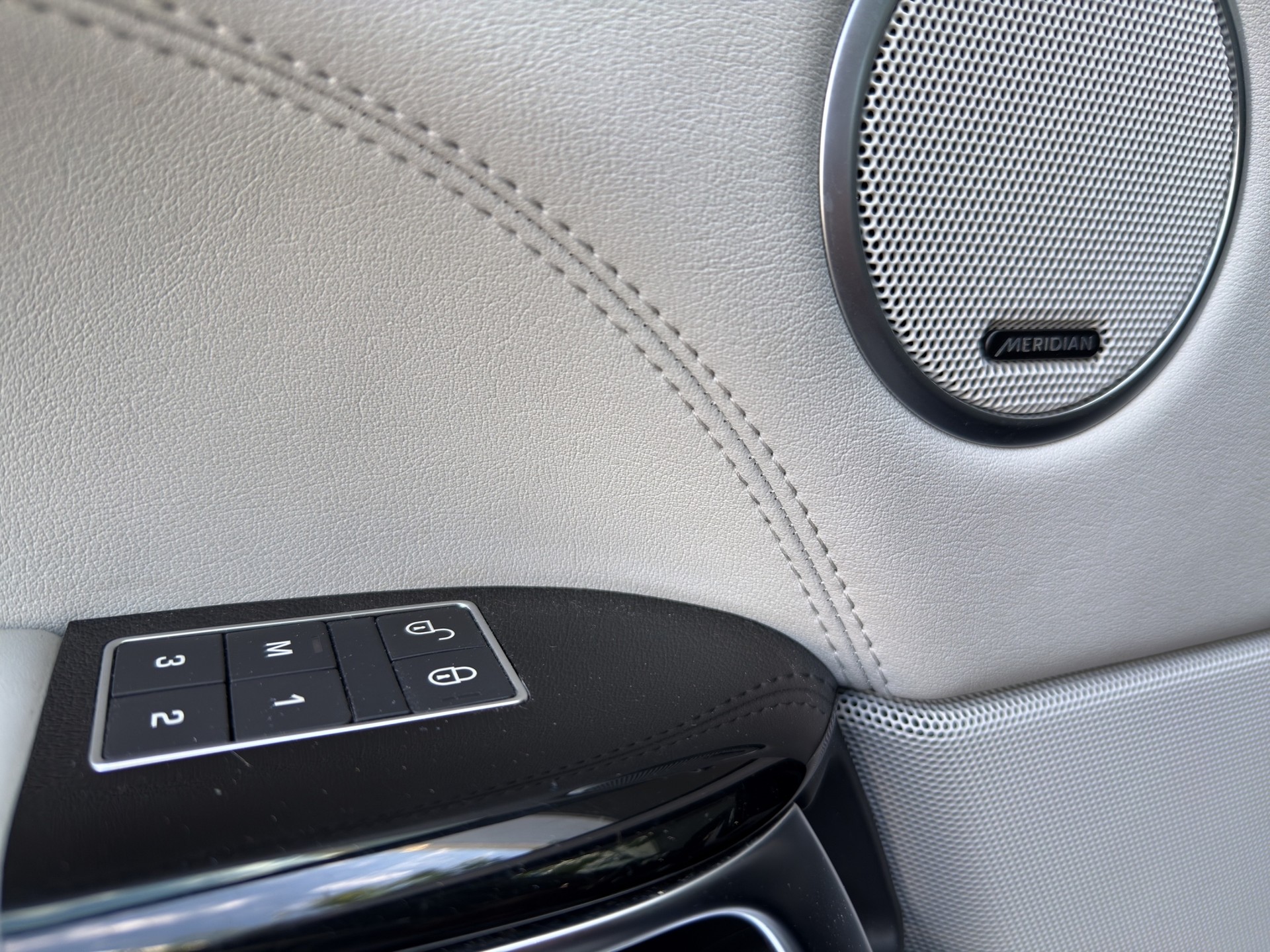 LAND ROVER Range Rover 3.0 TDV6 Vogue Automatic-image-15