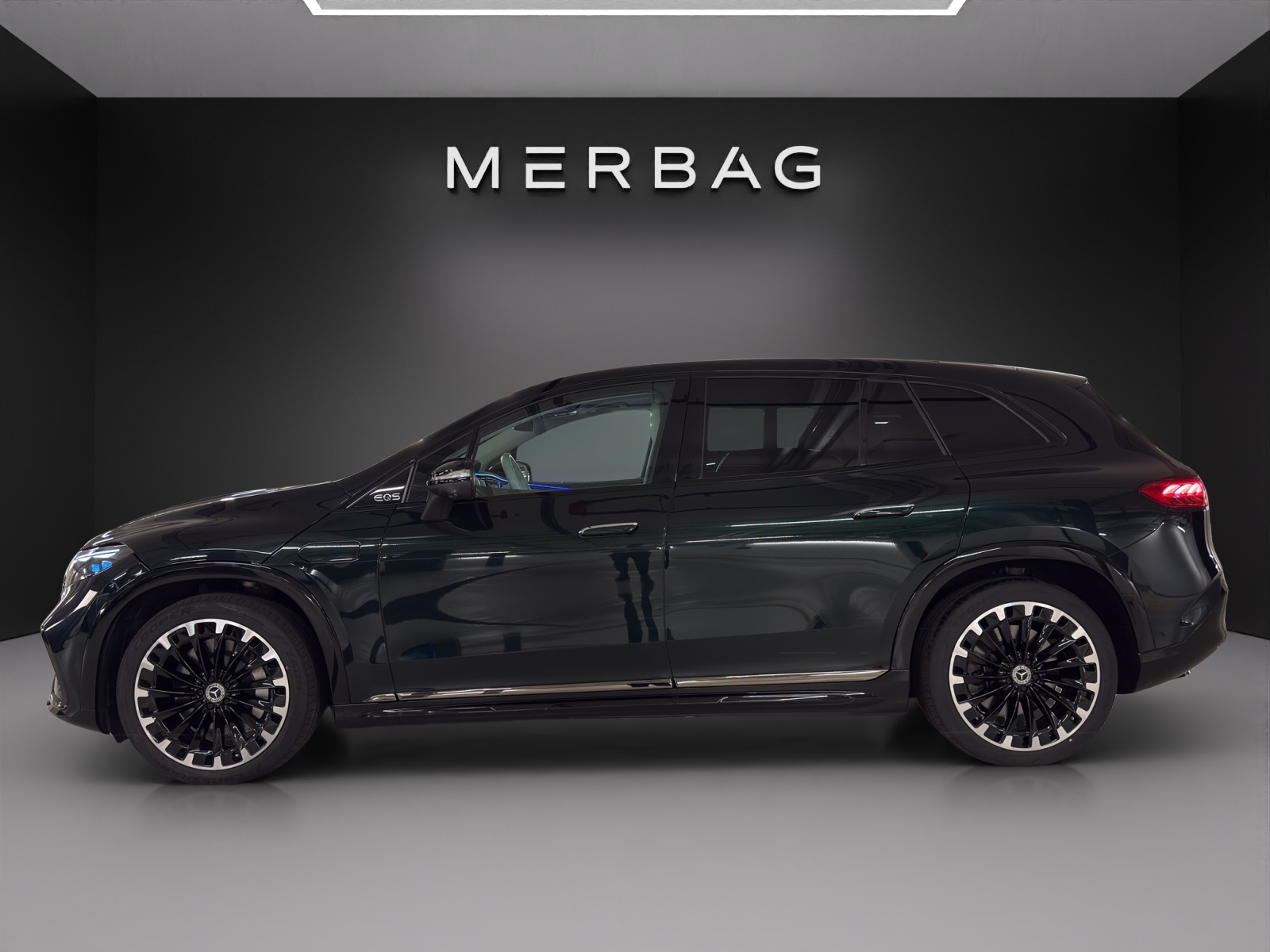 MERCEDES-BENZ EQS SUV 450 4Matic Executive Edition-image-3