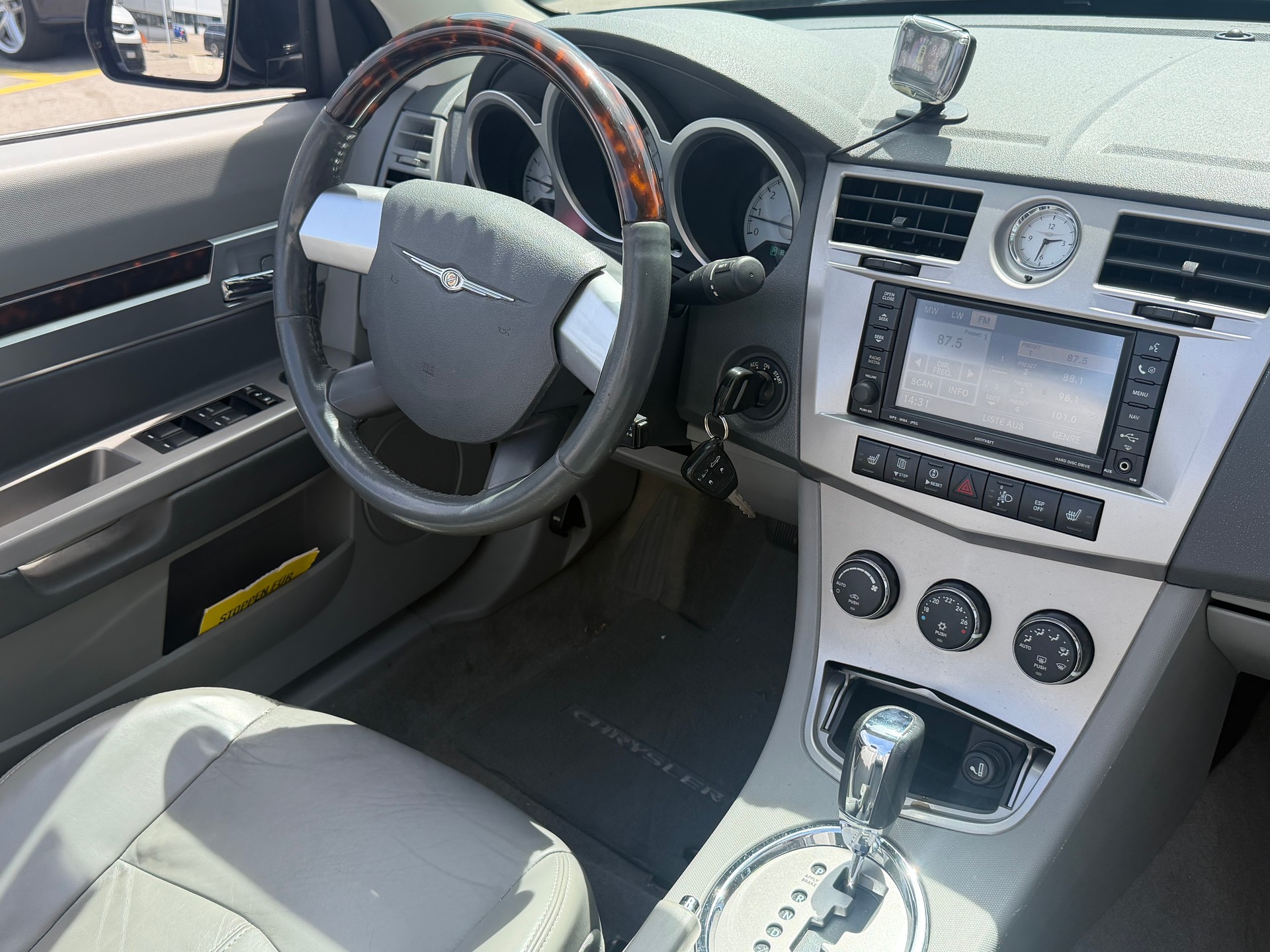 CHRYSLER Sebring 2.7 V6 Limited Automatic-image-8