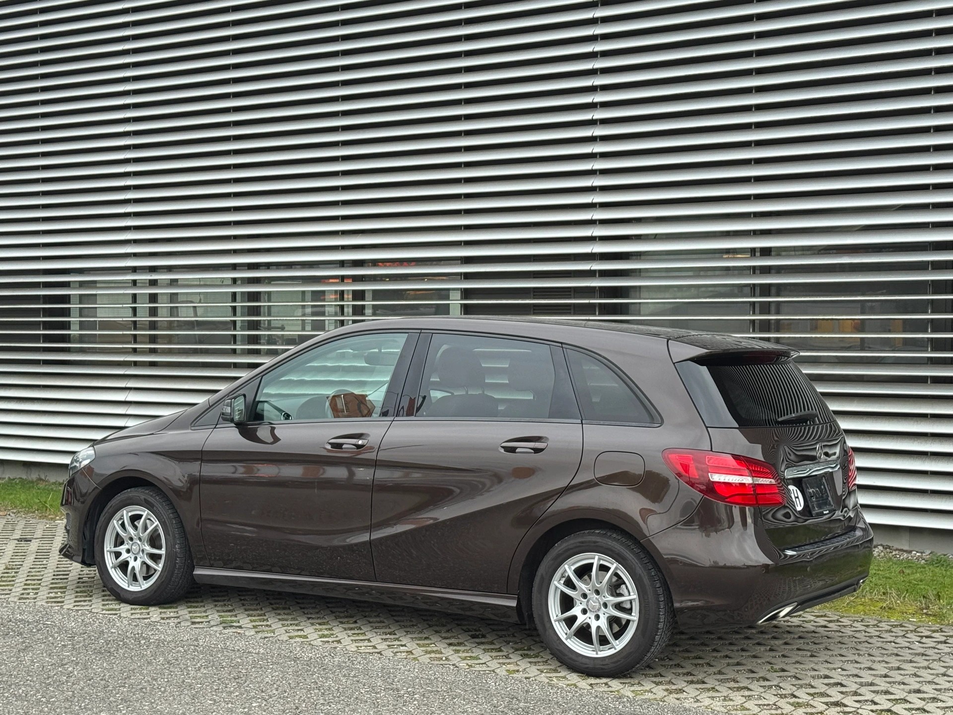 MERCEDES-BENZ B 200 CDI 7G-DCT-image-5