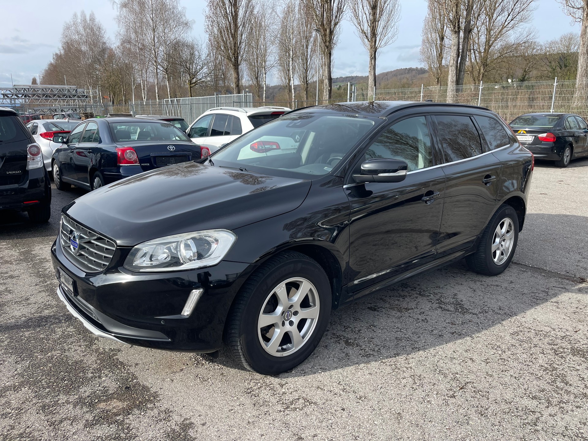 VOLVO XC60 T5 AWD Summum Geartronic-image-4
