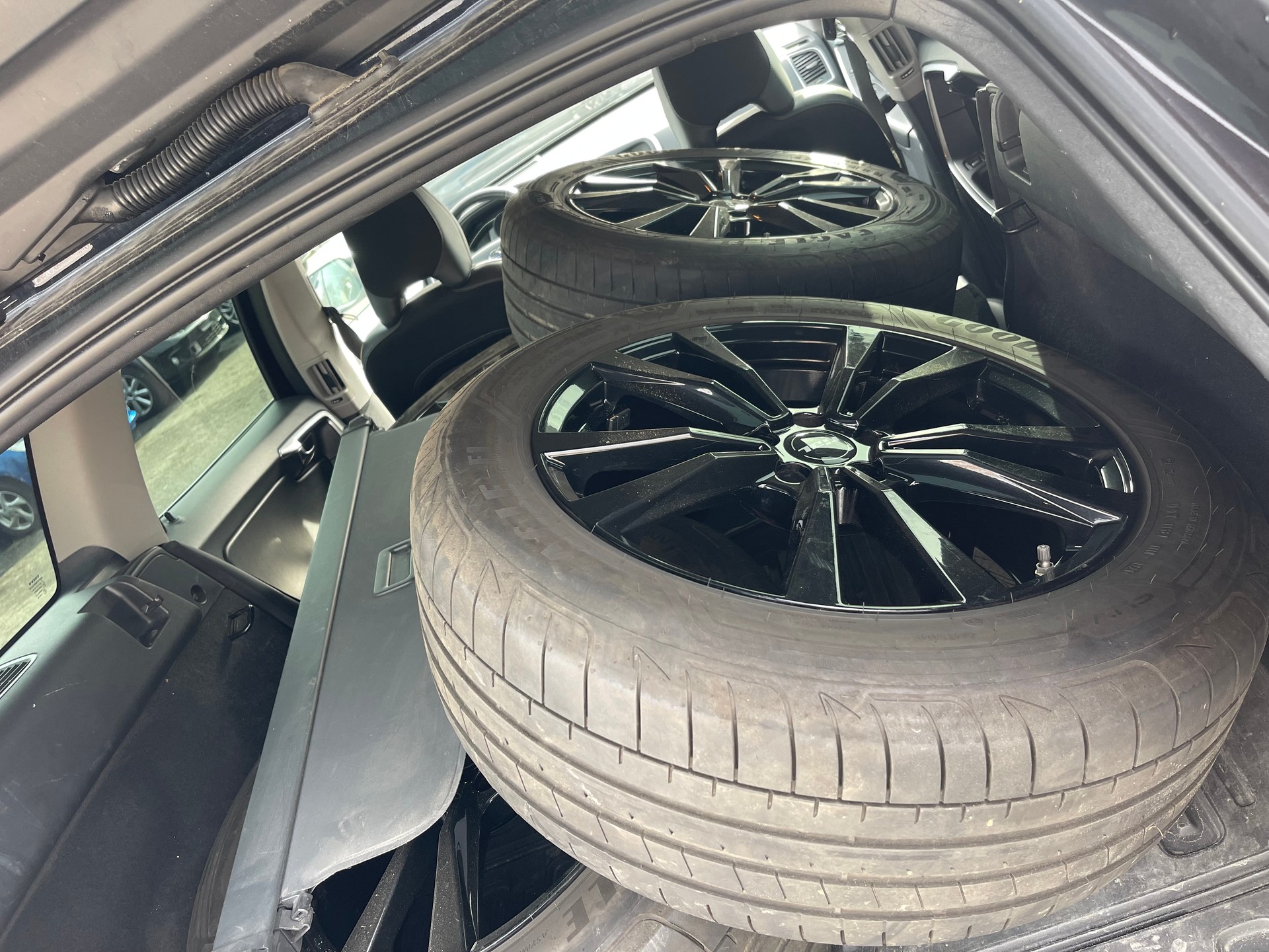 VOLVO XC60 T5 AWD Summum Geartronic-image-2