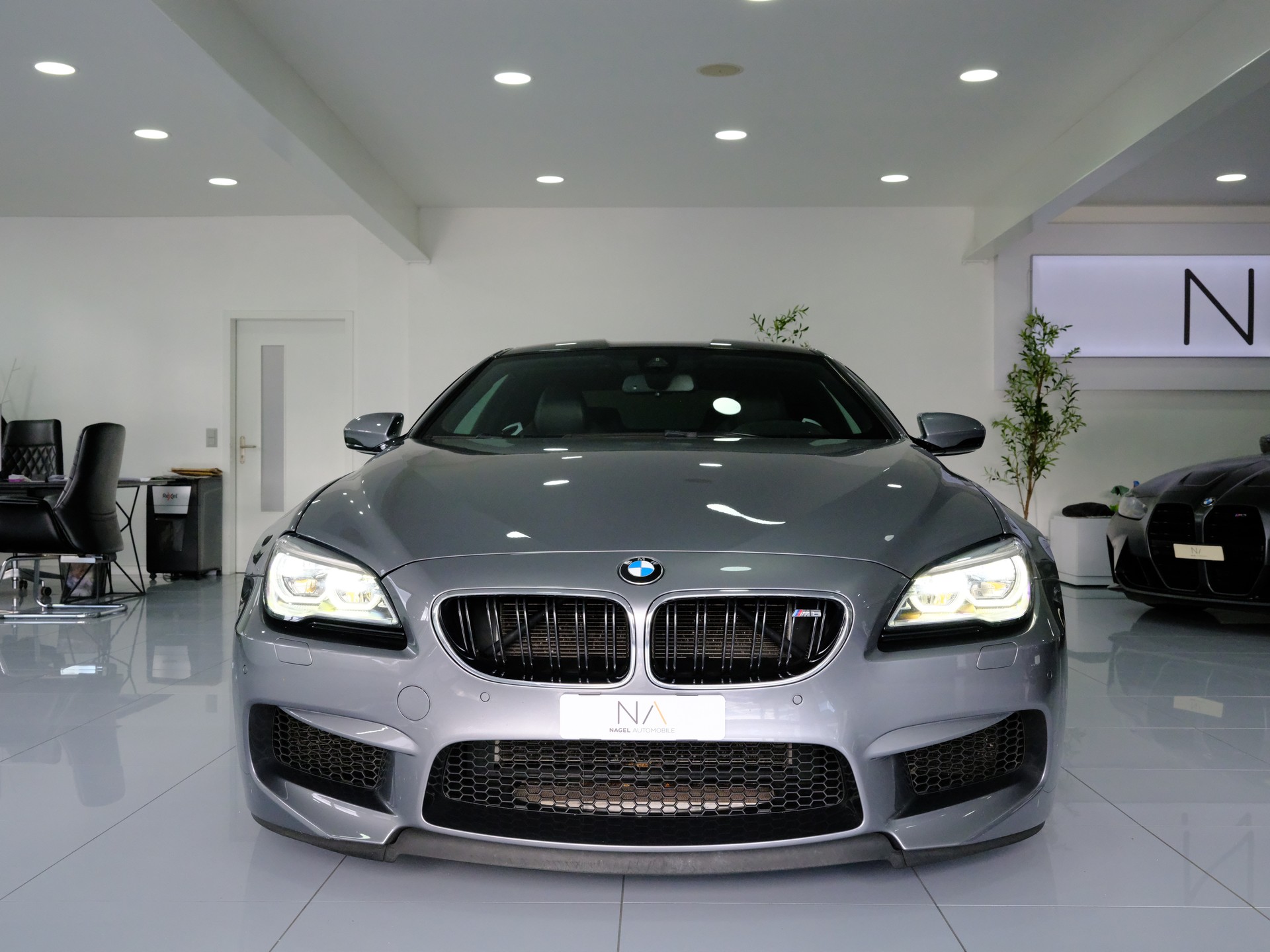 BMW M6 Coupé Drivelogic-showroom-element-2