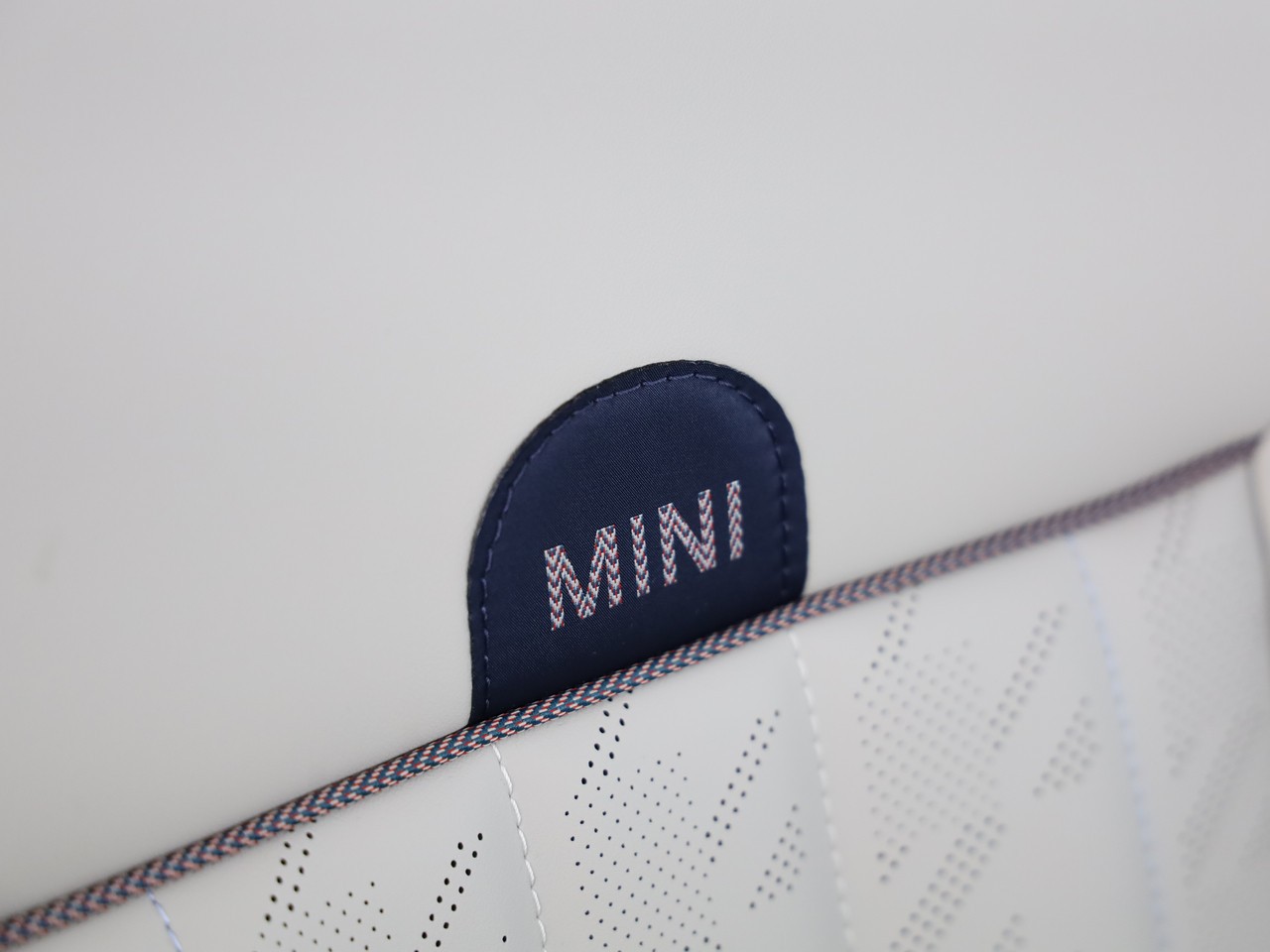 MINI Cooper S Cabriolet DKG I MINI Days Offer-image-14