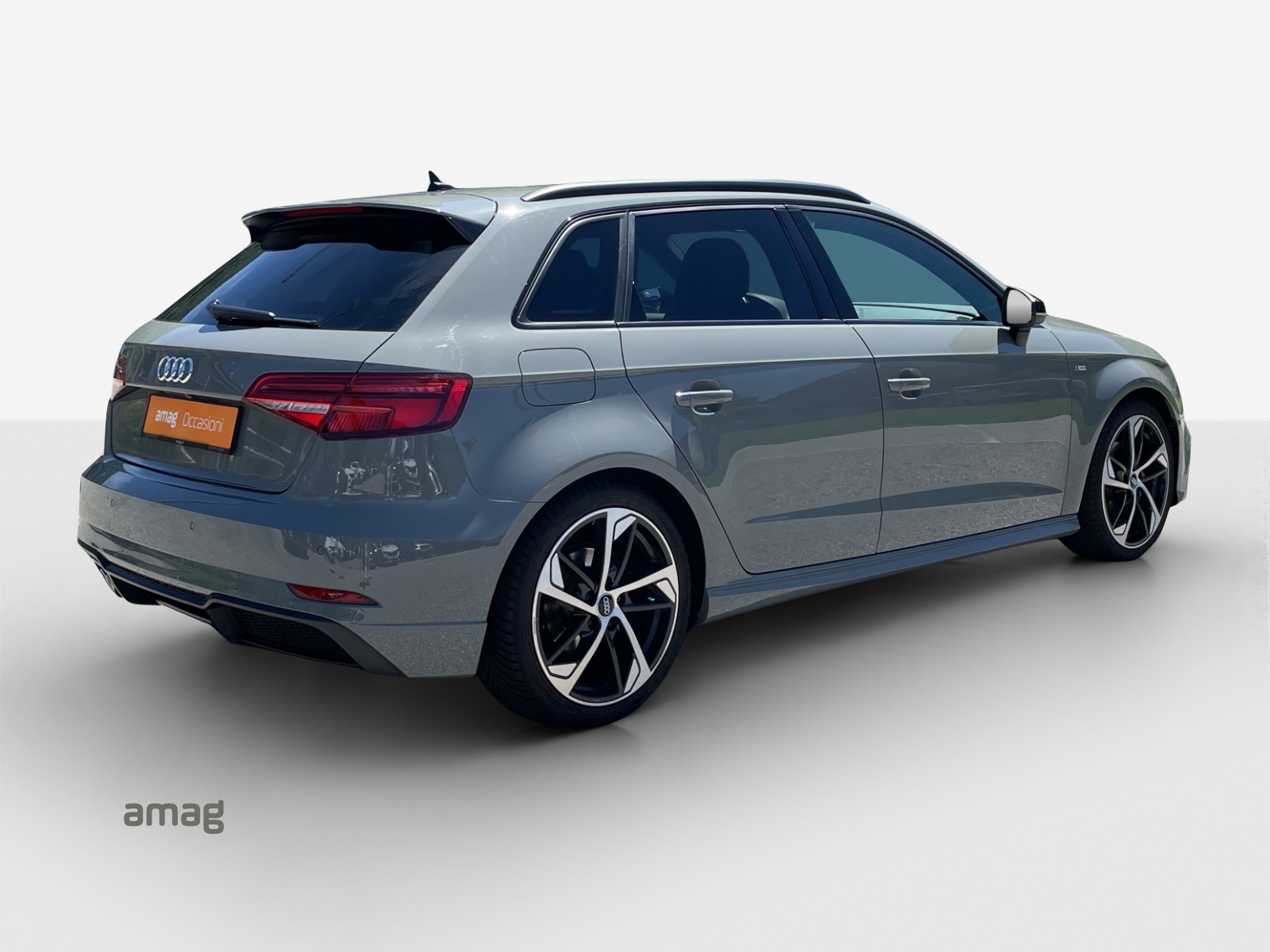 AUDI A3 Sportback 1.5 TFSI S-tronic Sport-image-4