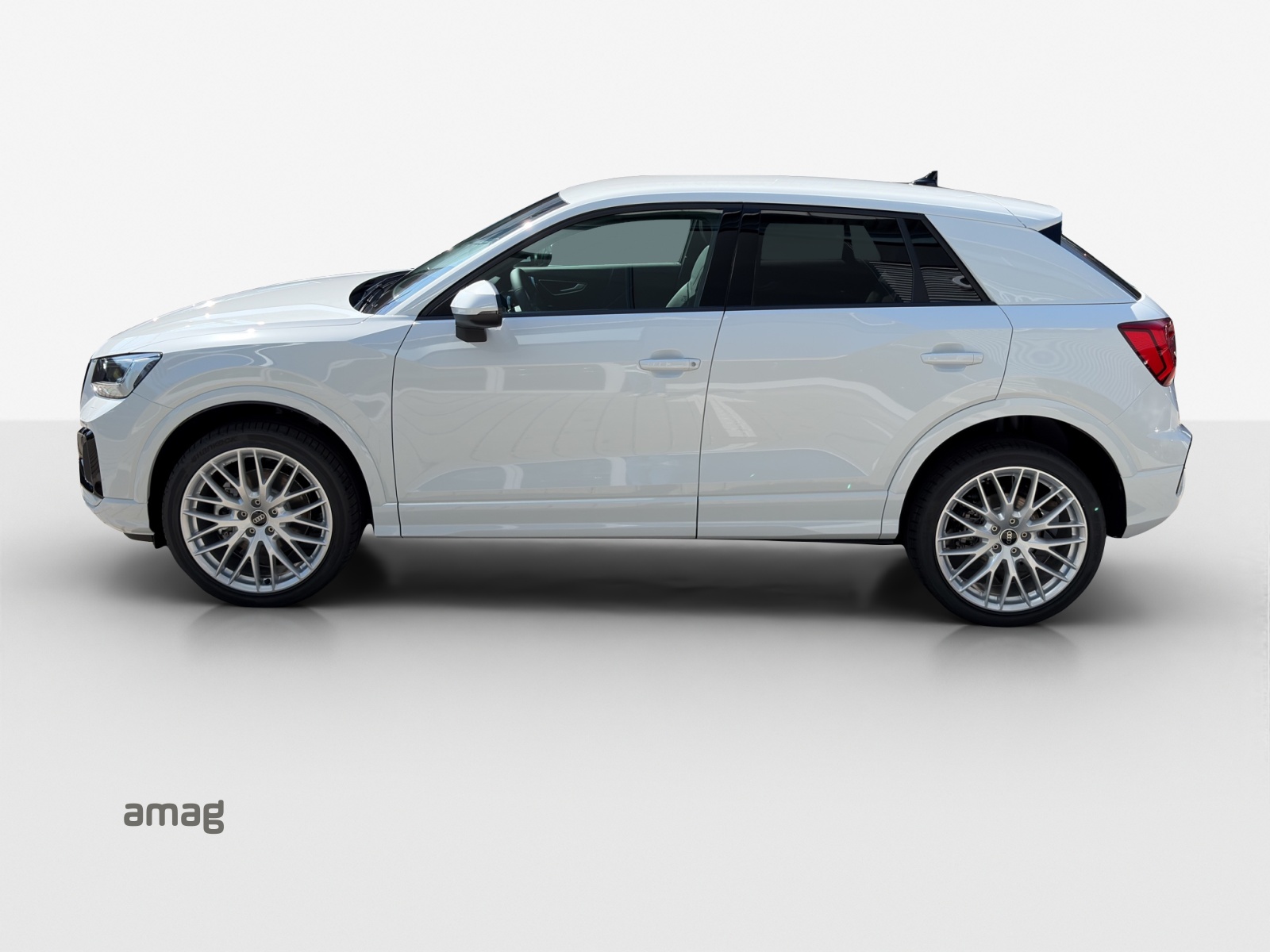AUDI Q2 35 TDI advanced quattro S-tronic-showroom-element-1