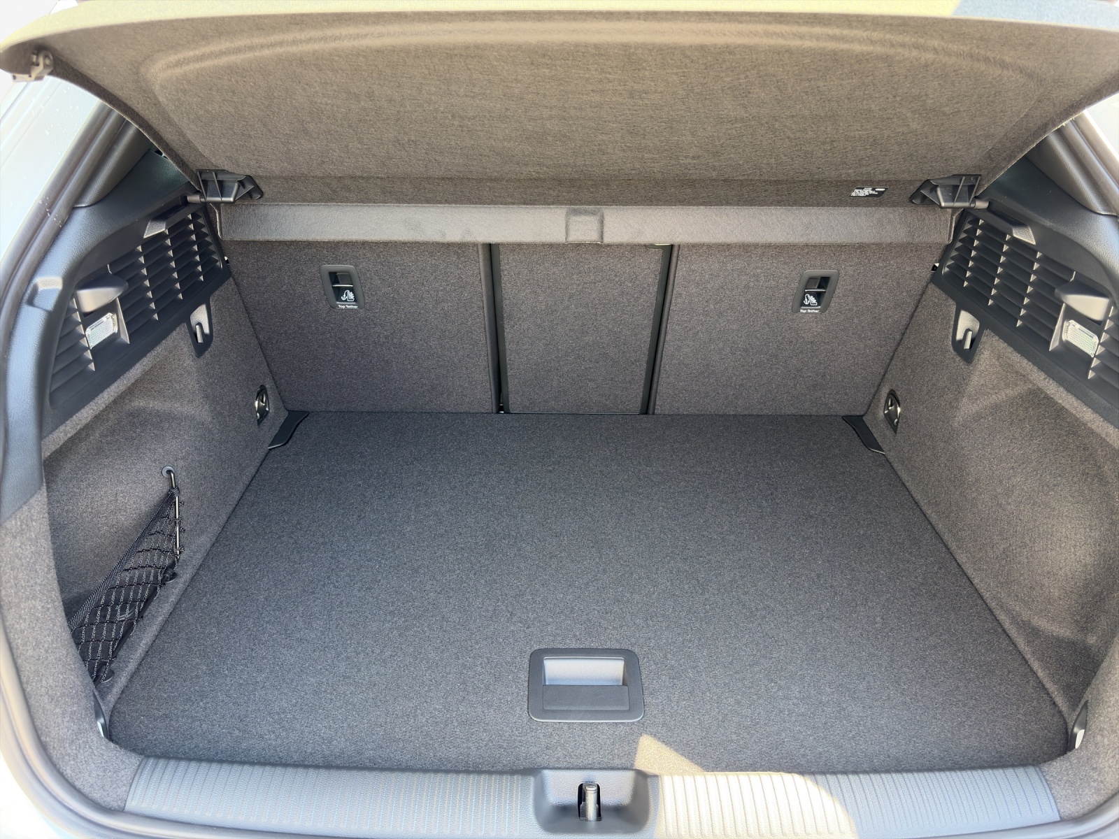 AUDI Q2 35 TDI advanced quattro S-tronic-image-12