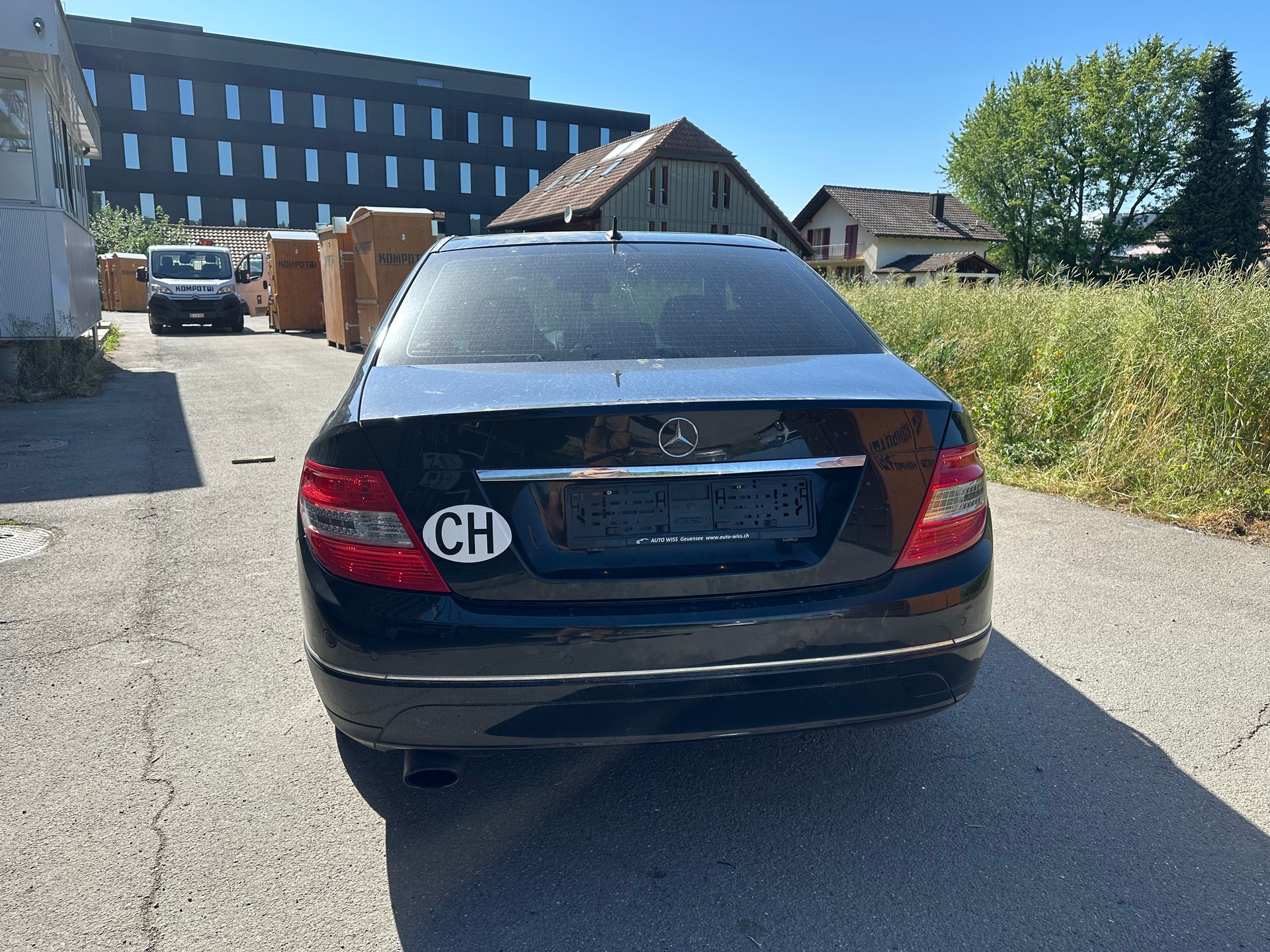 MERCEDES-BENZ C 200 CGI BlueEfficiency Avantgarde Automatic-image-4
