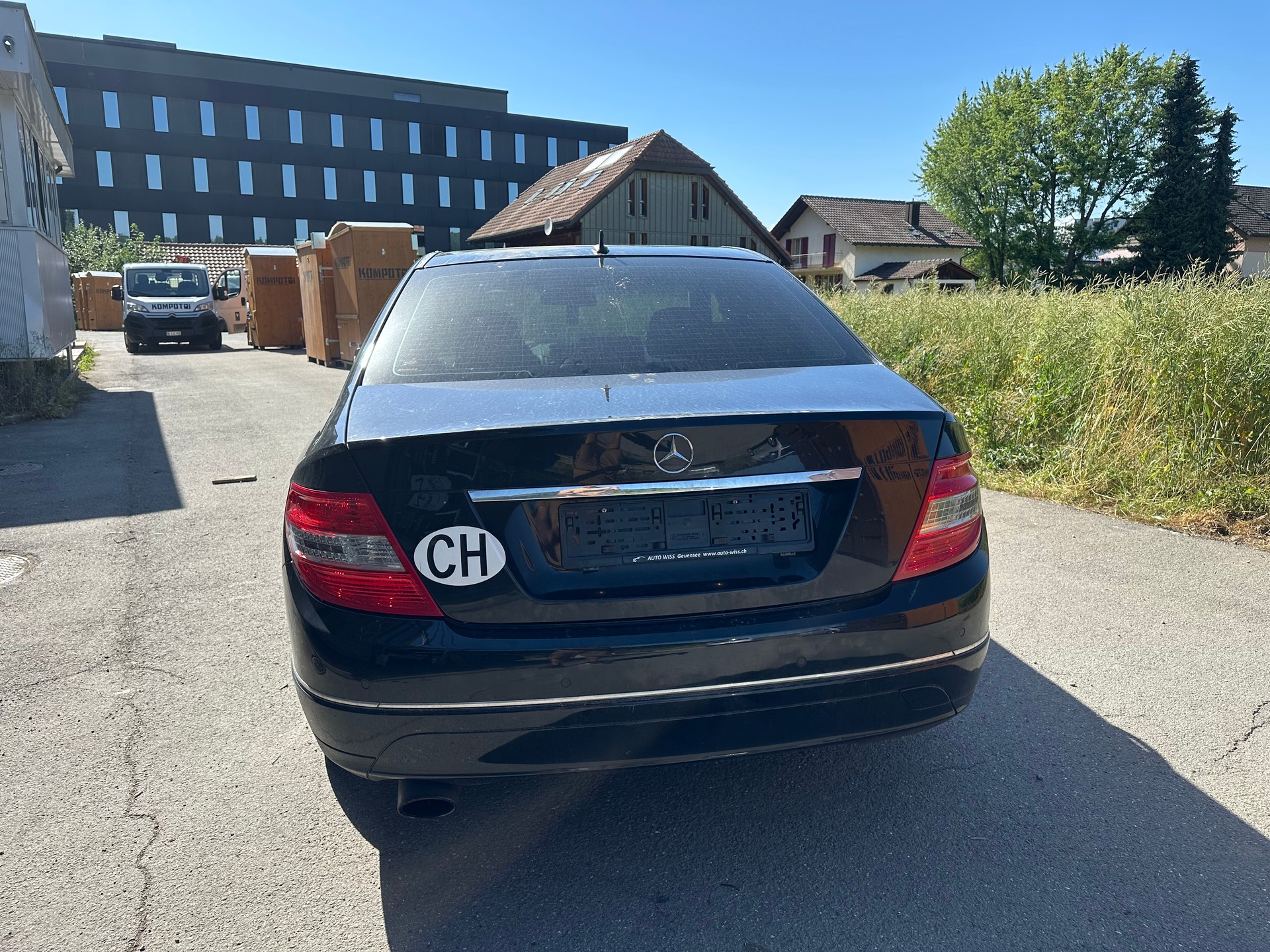 MERCEDES-BENZ C 200 CGI BlueEfficiency Avantgarde Automatic-image-1