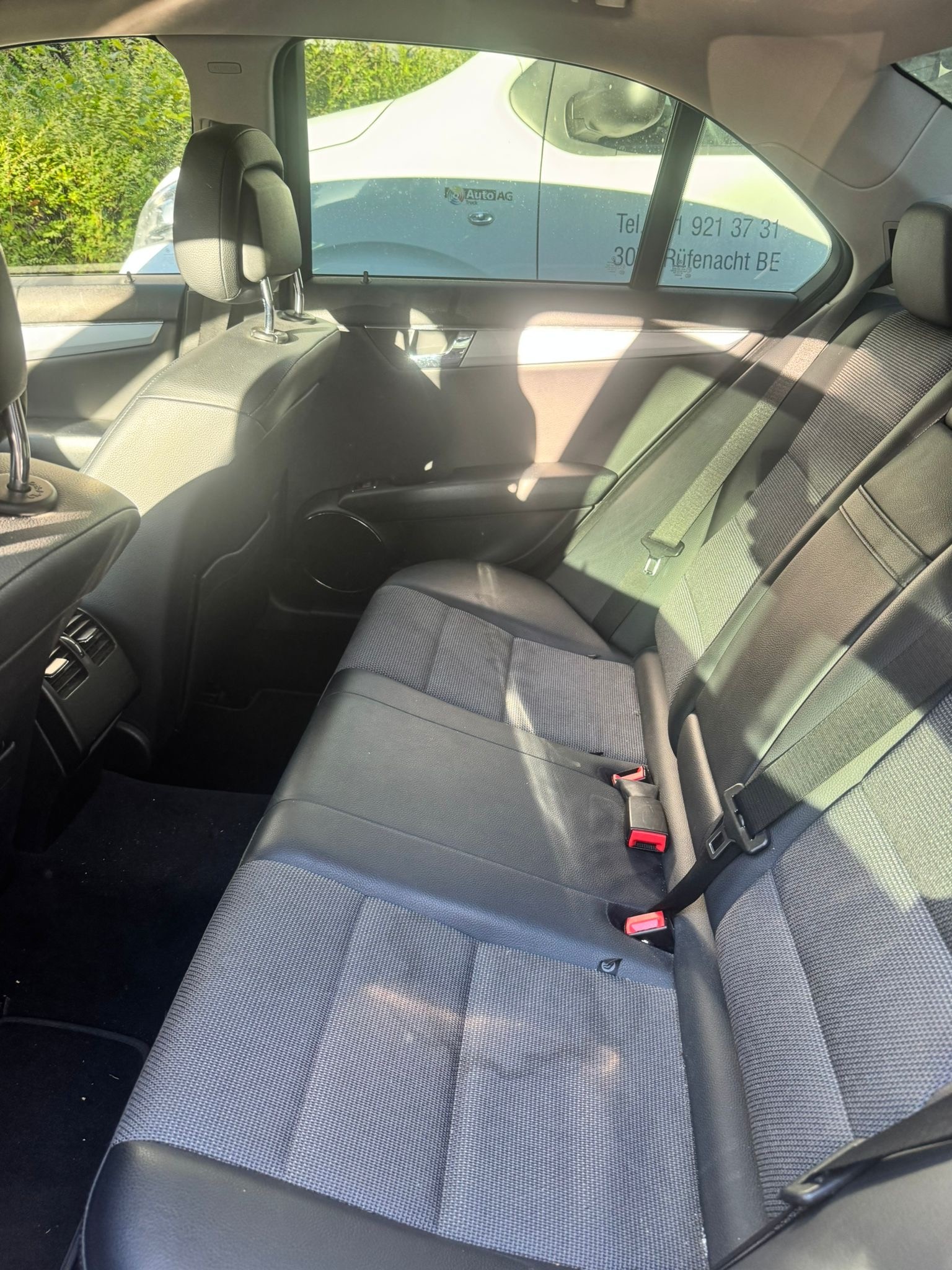 MERCEDES-BENZ C 200 CGI BlueEfficiency Avantgarde Automatic-image-11