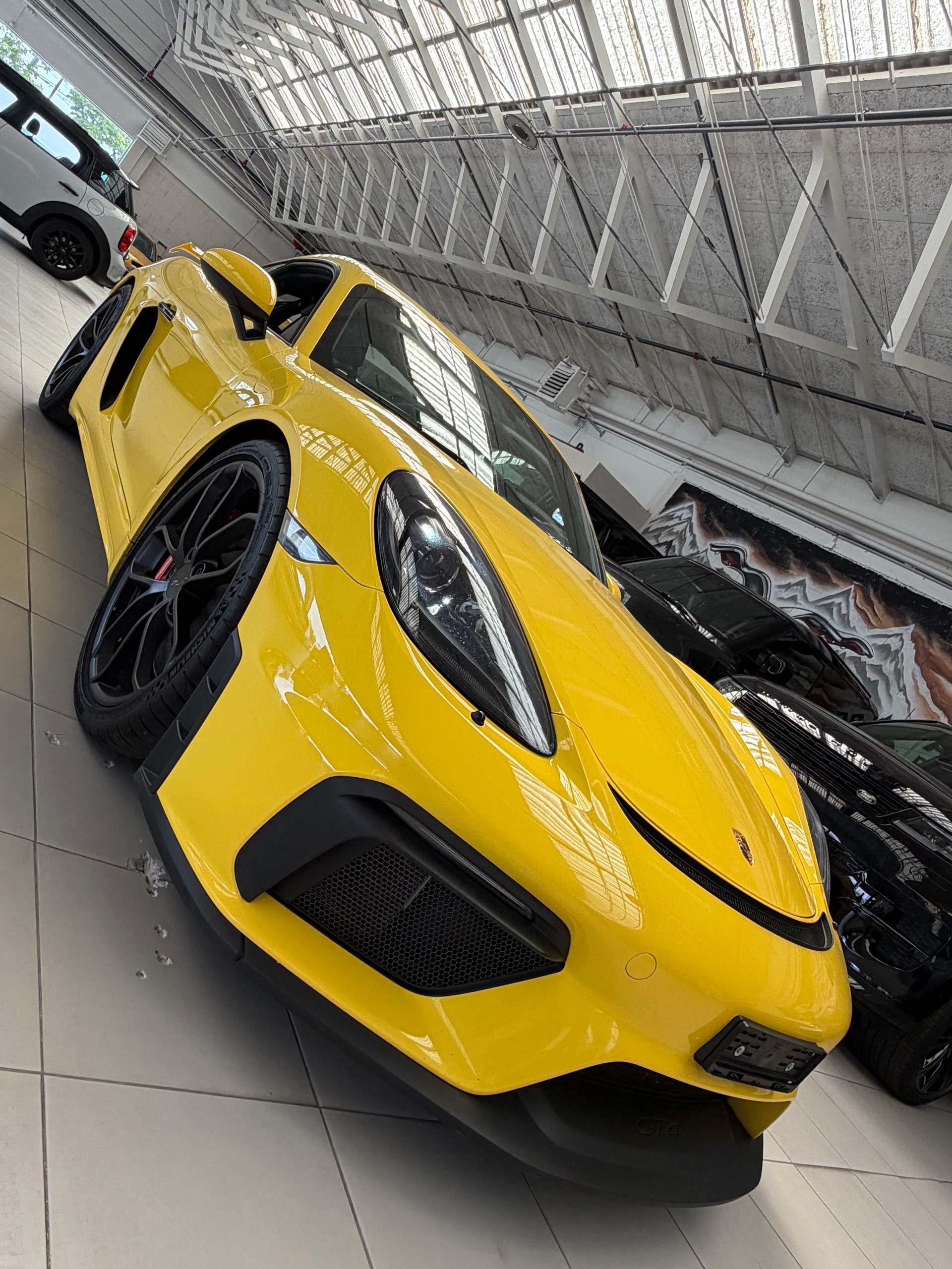 PORSCHE 718 Cayman GT4-image-16