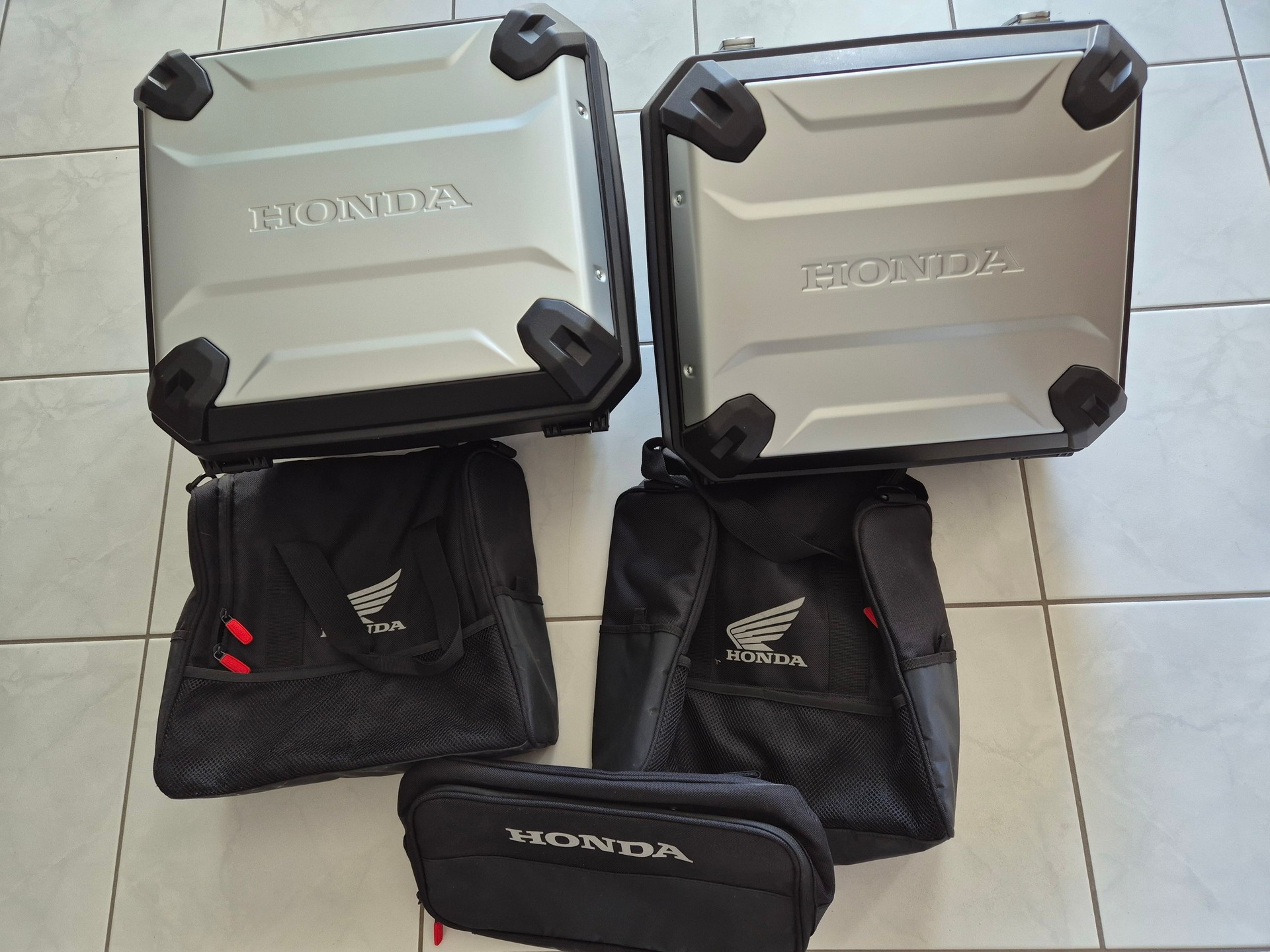 HONDA CRF 1000 AD DCT Adventure Africa Twin-image-7