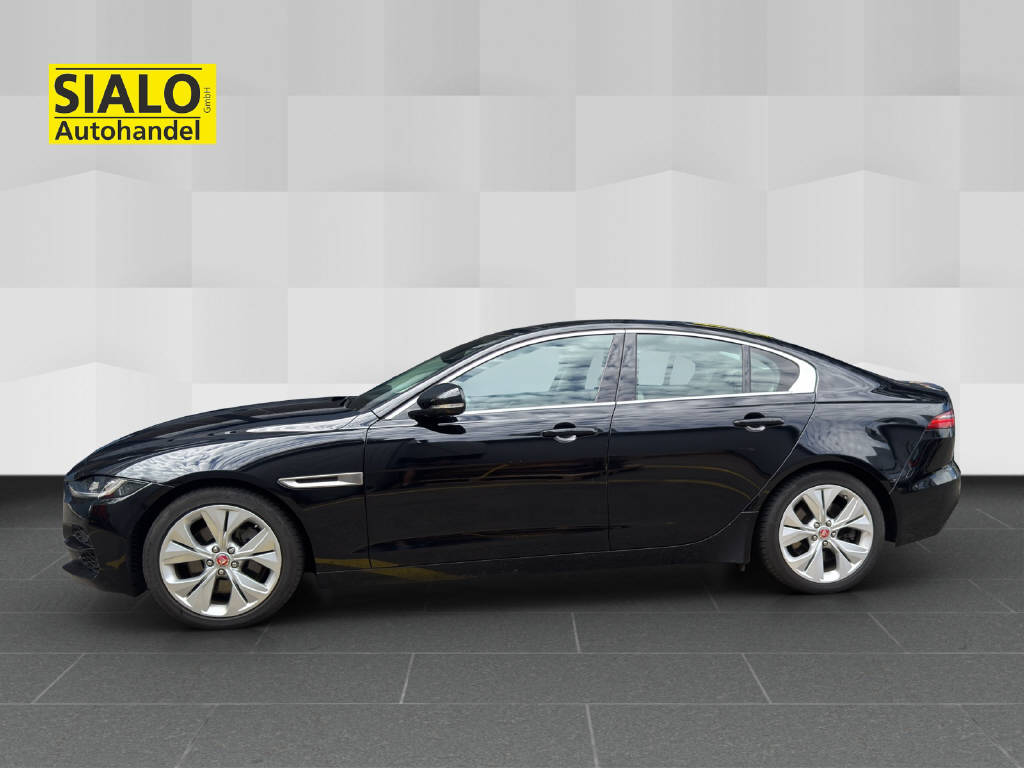 JAGUAR XE 2.0 T 250 S-showroom-element-3