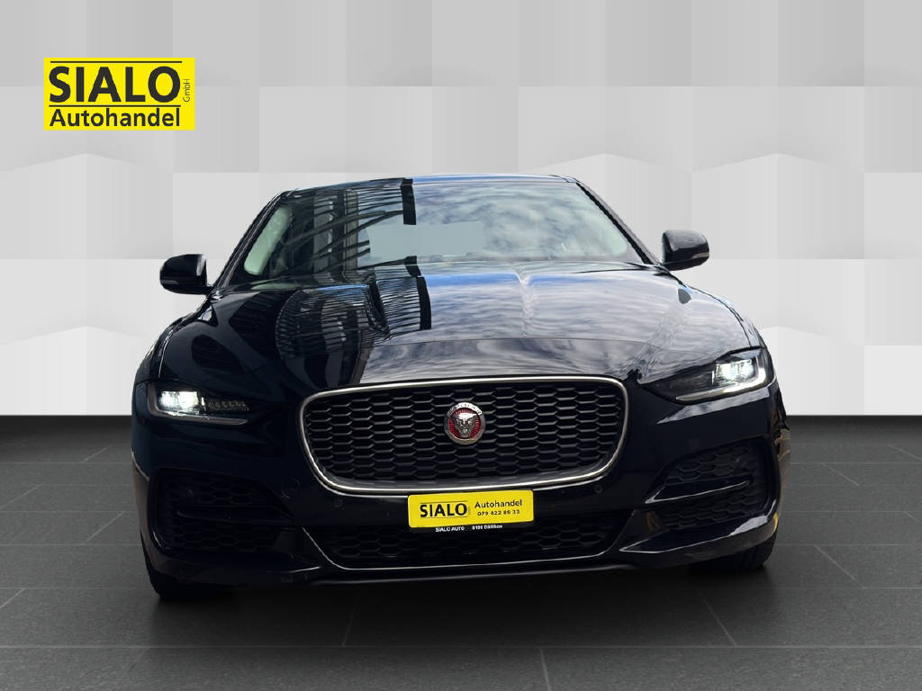 JAGUAR XE 2.0 T 250 S-showroom-element-1