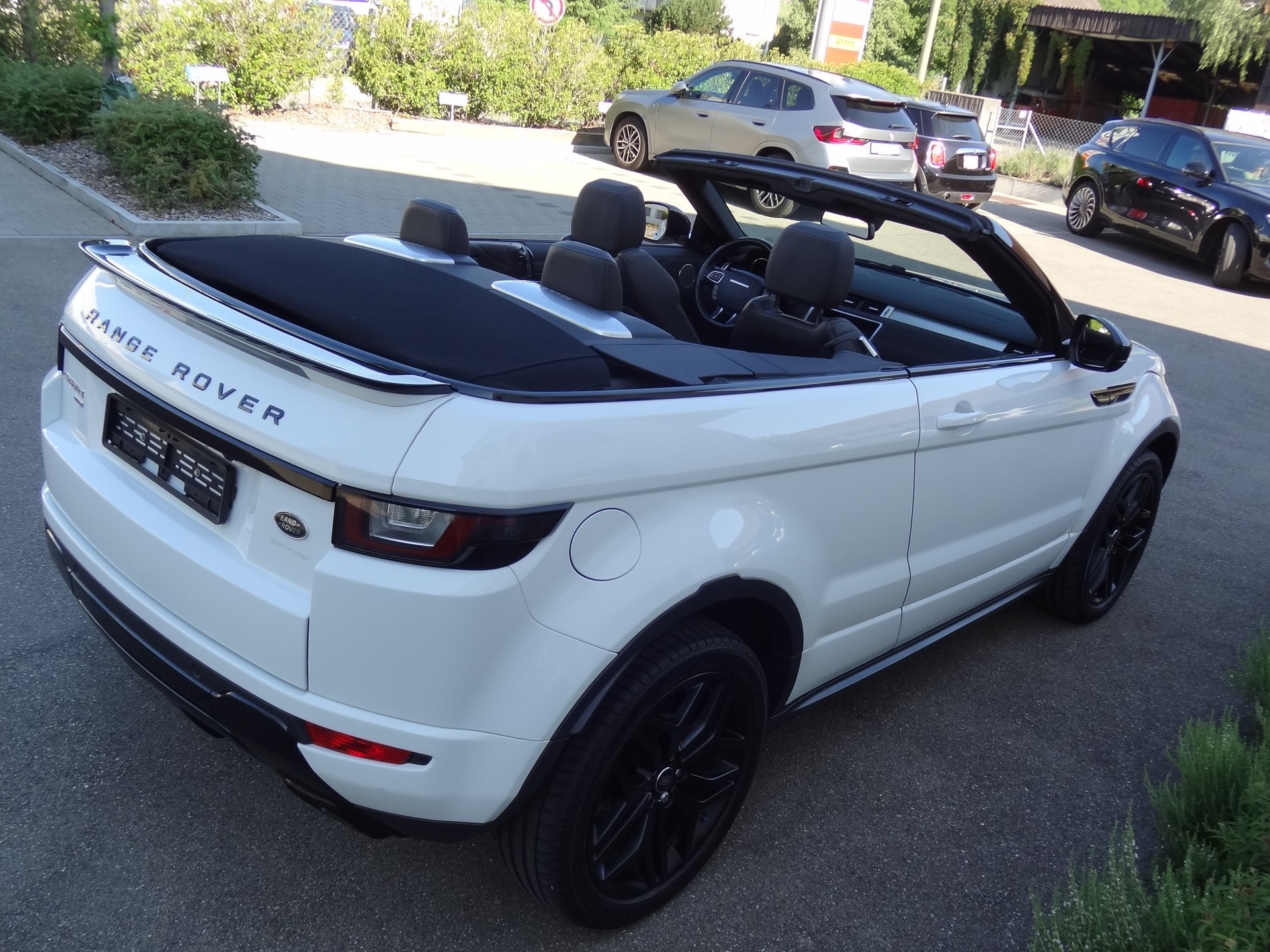 LAND ROVER Range Rover Evoque Conver. 2.0 TD4 HSE Dynamic AT9-image-11