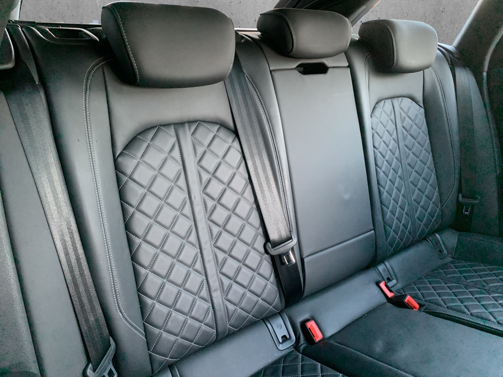 AUDI S4 Avant 3.0 TFSI quattro tiptronic-image-13
