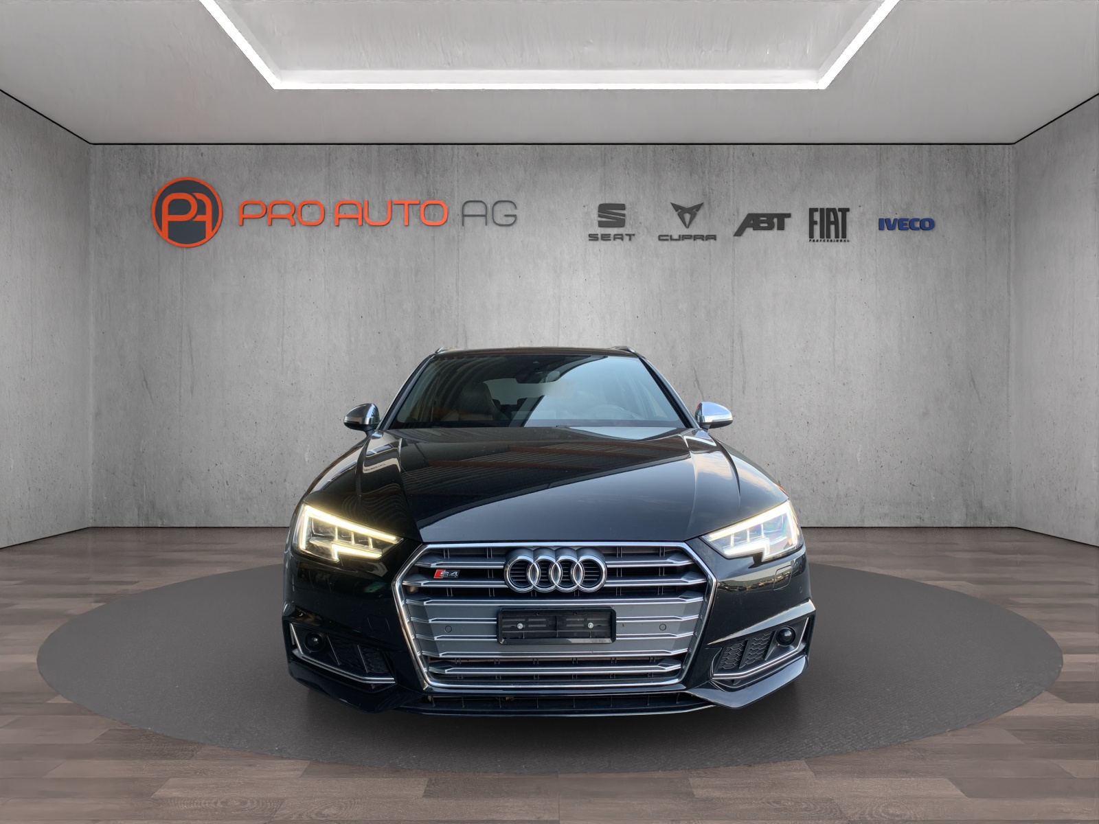 AUDI S4 Avant 3.0 TFSI quattro tiptronic-image-7