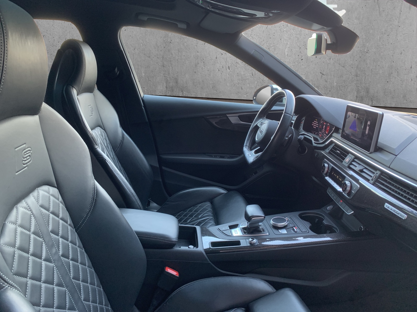 AUDI S4 Avant 3.0 TFSI quattro tiptronic-image-11