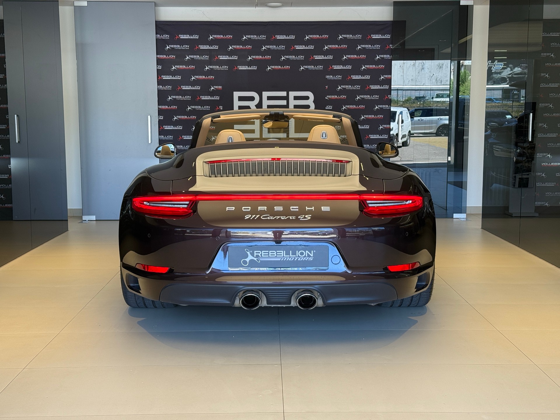 PORSCHE 911 Carrera 4S Cabrio PDK-image-7