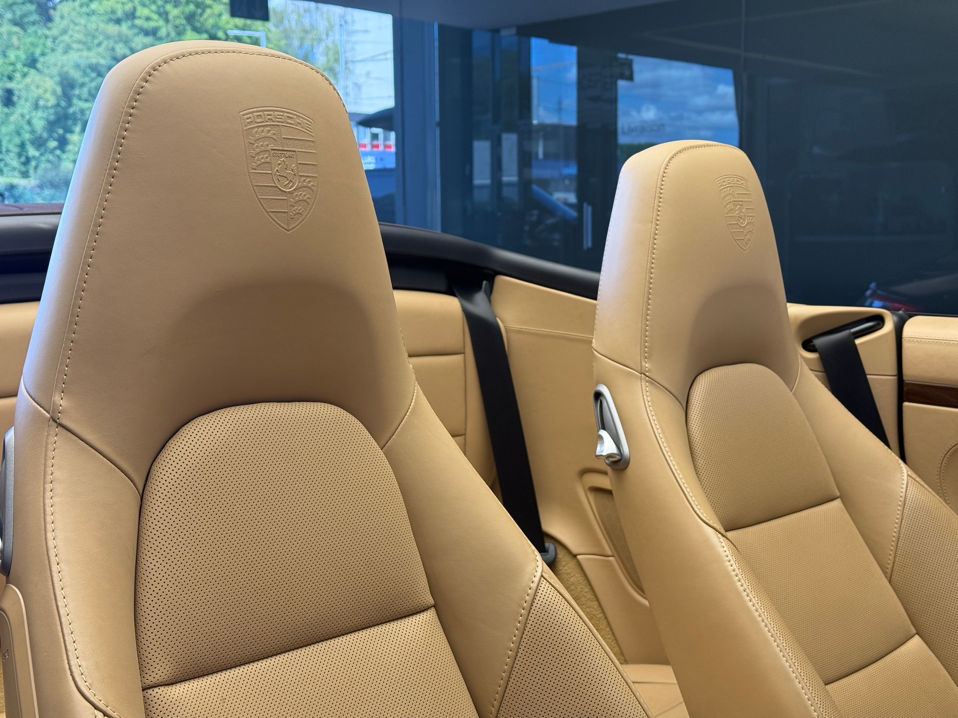PORSCHE 911 Carrera 4S Cabrio PDK-image-14