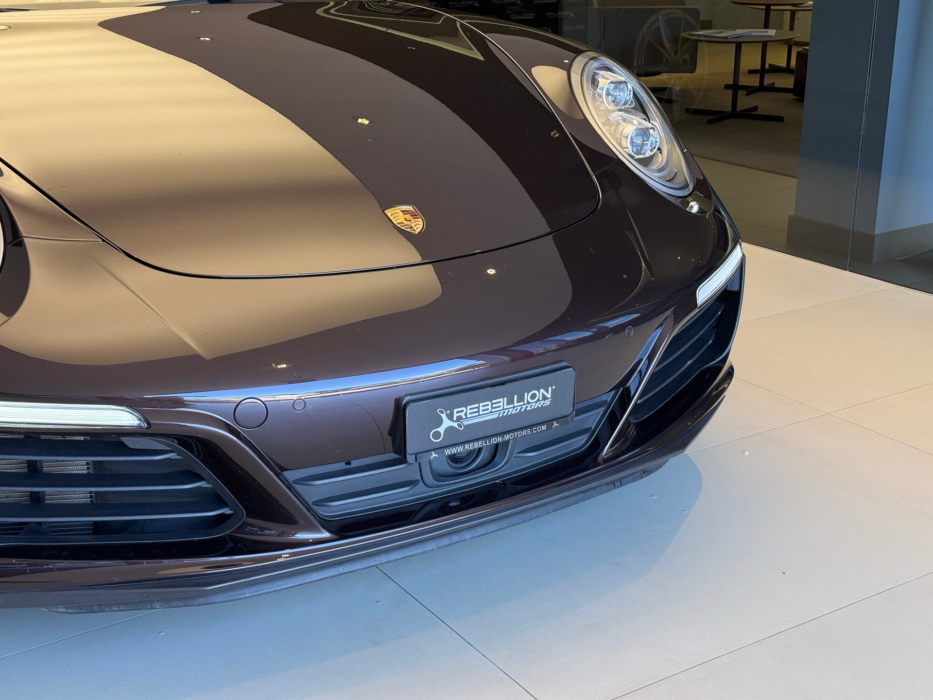 PORSCHE 911 Carrera 4S Cabrio PDK-image-4