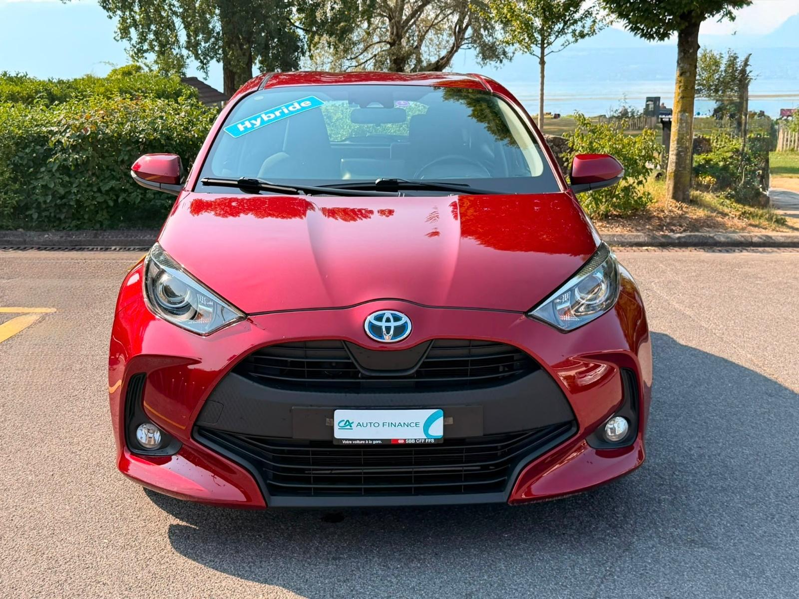 TOYOTA Yaris 1.5 Comfort e-CVT