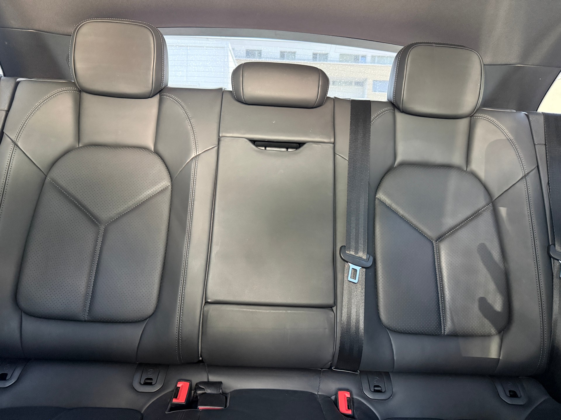 PORSCHE Macan S PDK *TOP-GEPLEGT*ALLE SERVICE BEI PORSCHE*MFK FRISCH*20" PORSCHE ALU*-image-18