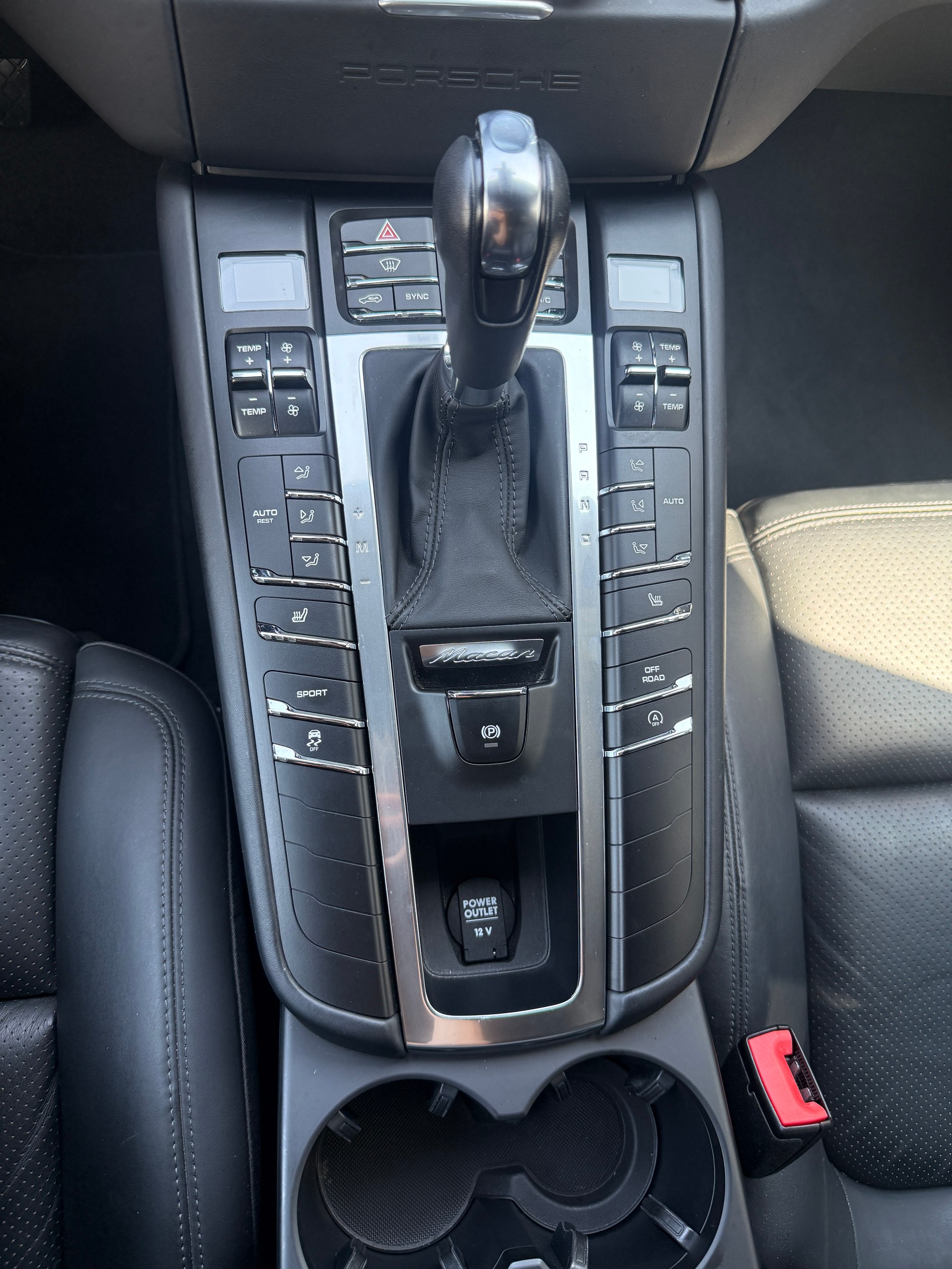 PORSCHE Macan S PDK *TOP-GEPLEGT*ALLE SERVICE BEI PORSCHE*MFK FRISCH*20" PORSCHE ALU*-image-20