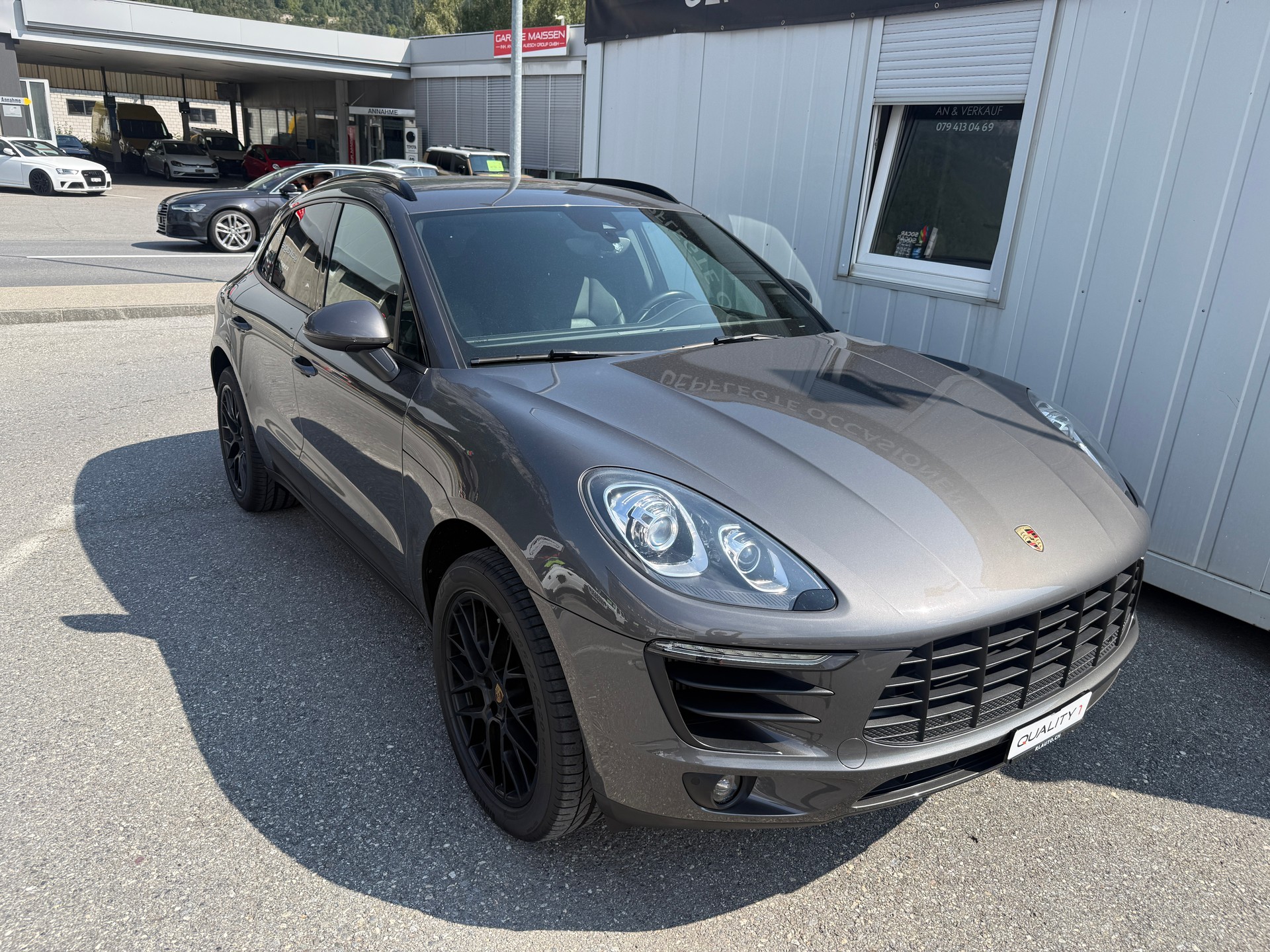PORSCHE Macan S PDK *TOP-GEPLEGT*ALLE SERVICE BEI PORSCHE*MFK FRISCH*-showroom-element-1