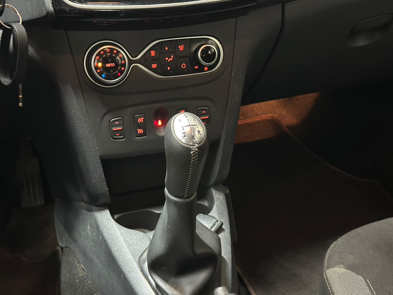 DACIA Sandero Tce 90 Stepway-image-10