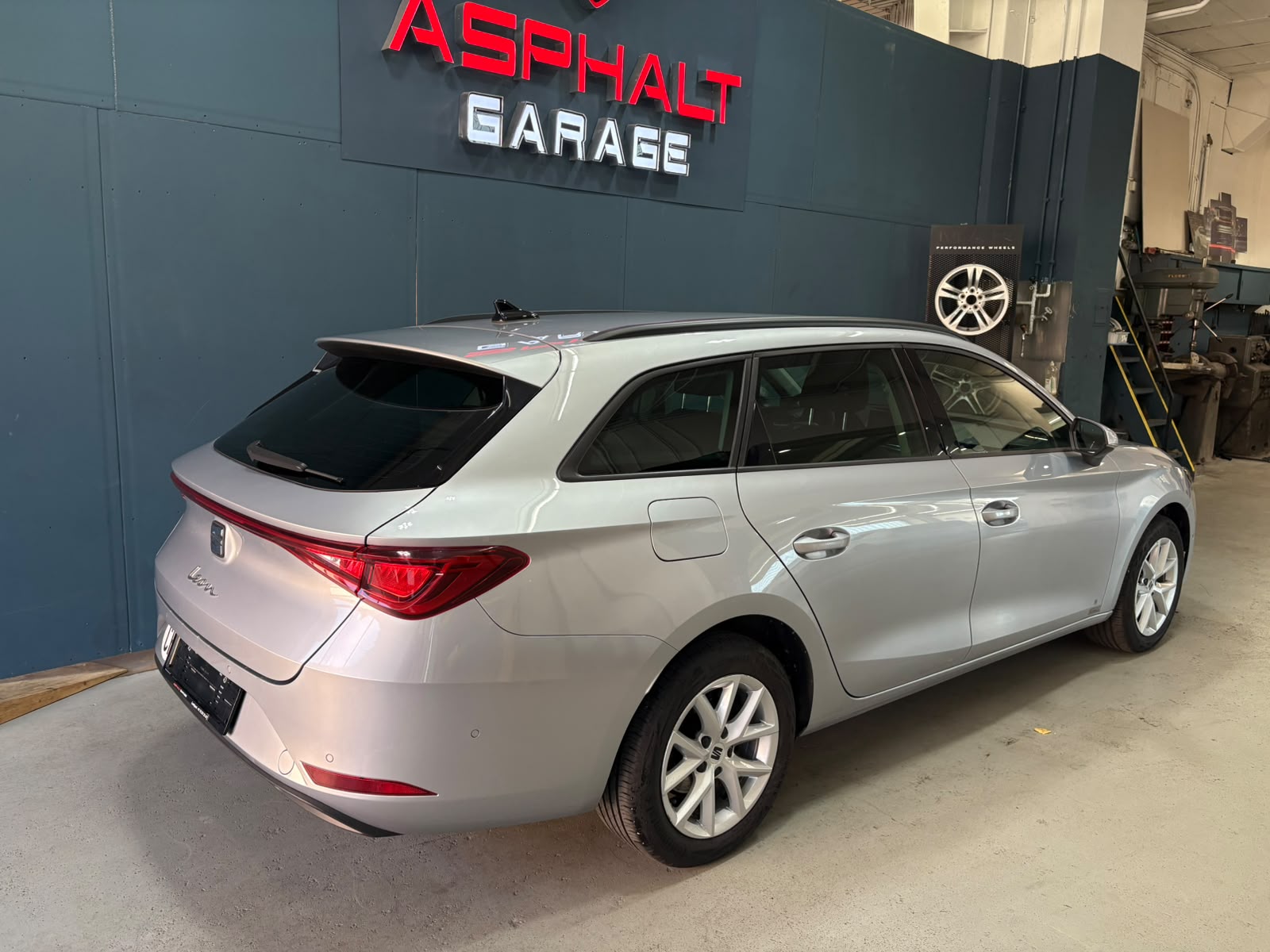 SEAT Leon ST 2.0 TDI EVO DSG Style-showroom-element-2
