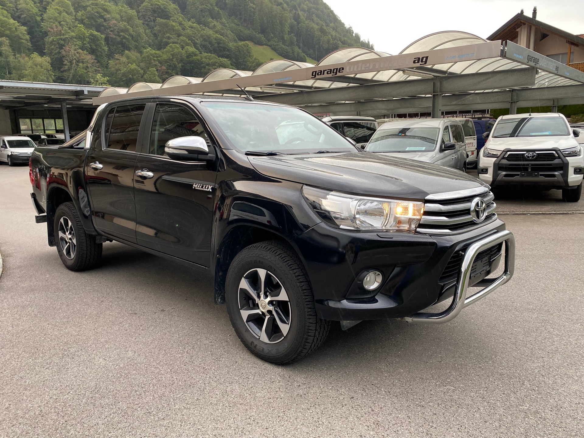 TOYOTA Hilux 2.4D-4D Sol DoubleCab 4x4 A-image-8