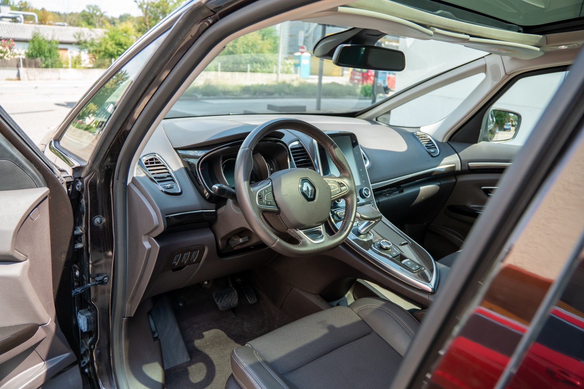 RENAULT Espace 1.6 TCe Intens EDC-image-12