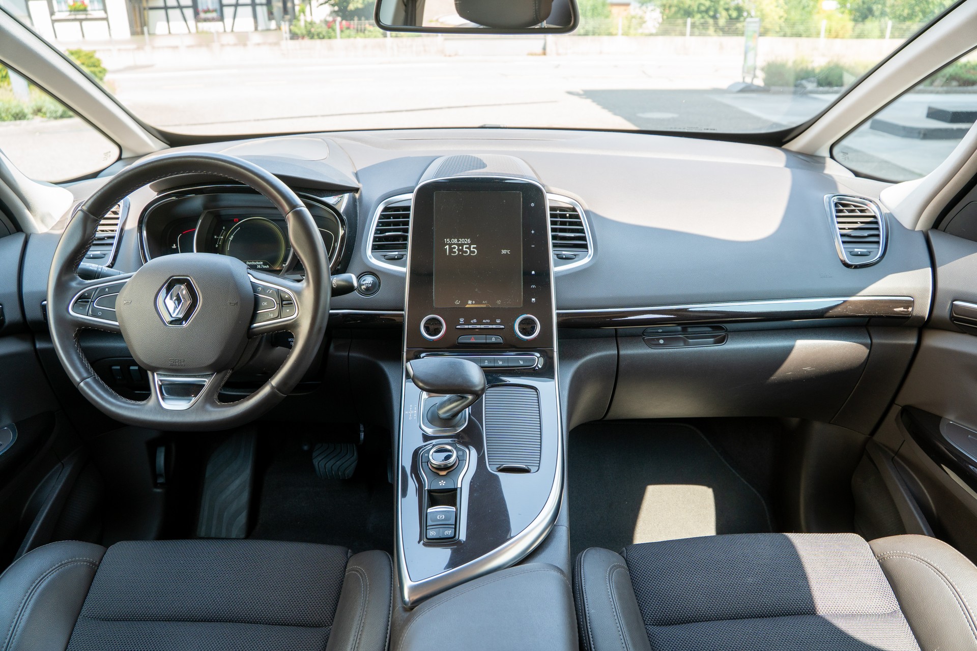RENAULT Espace 1.6 TCe Intens EDC-image-13