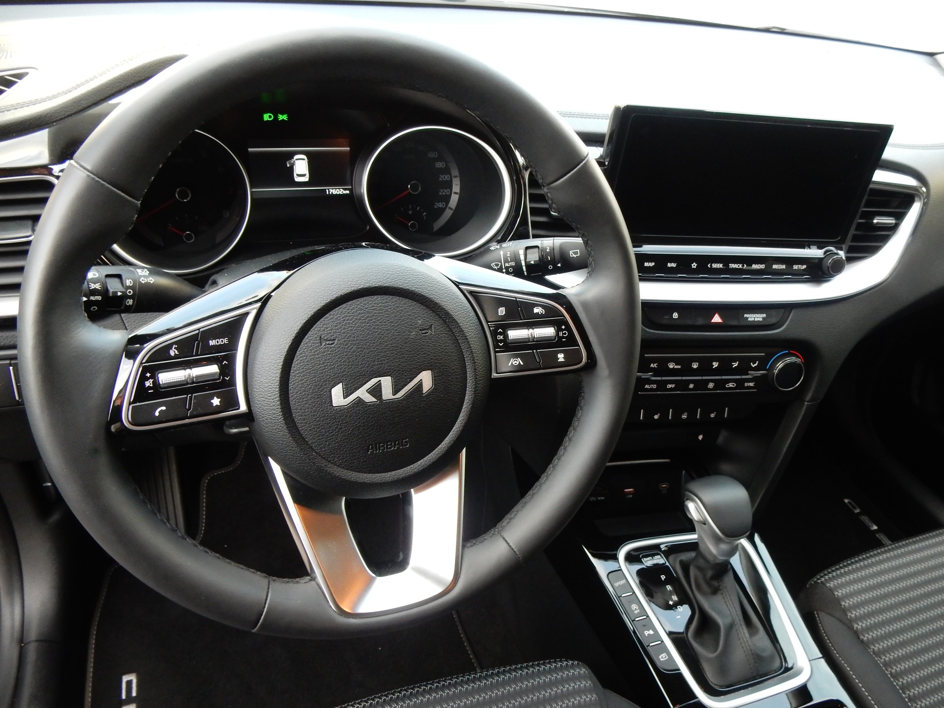 KIA Ceed Sportswagon 1.5 T-GDi DCT MHEV Spirit (Style)-image-15