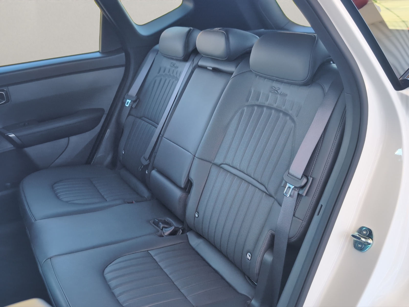 KIA Seltos 1.6 T-GDi X-Line-image-15