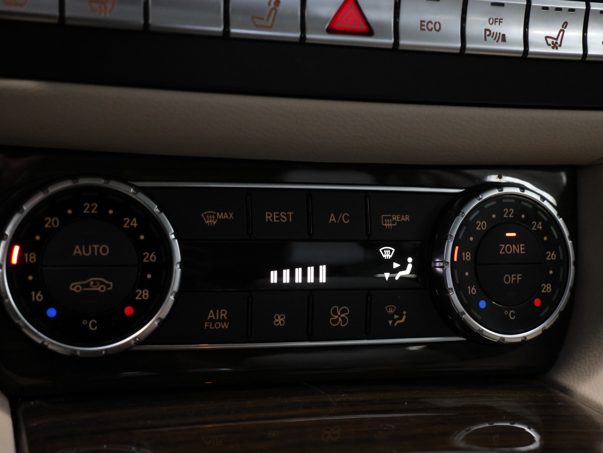 MERCEDES-BENZ CLS Shooting Brake 500 4Matic 9G-Tronic *Harman/Kardon* *Keskin Felgen* *360 Kamera*-image-29