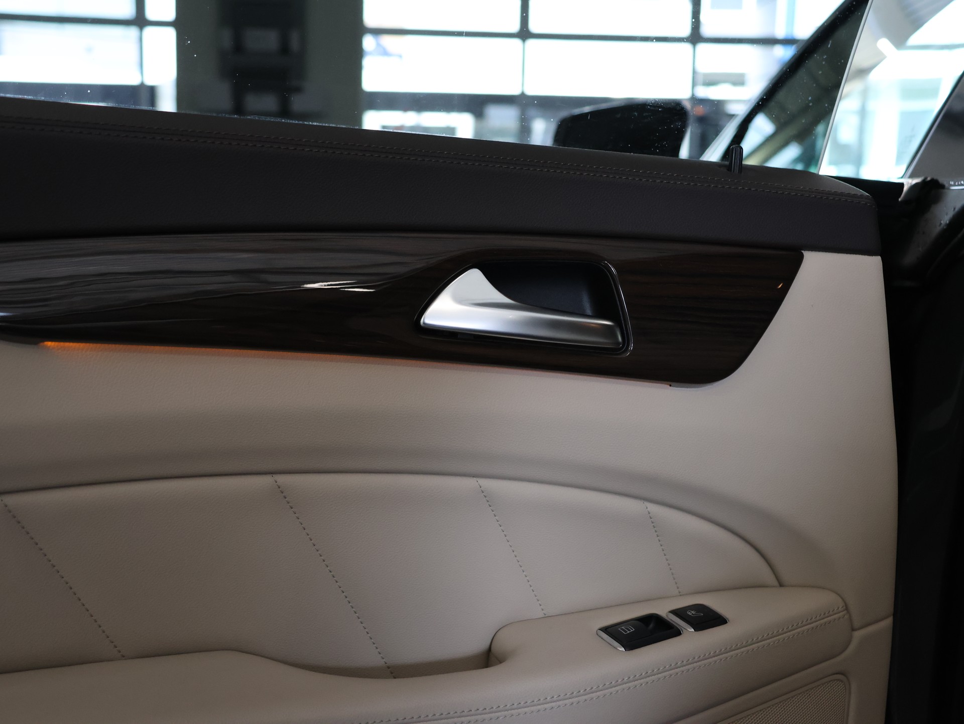 MERCEDES-BENZ CLS Shooting Brake 500 4Matic 9G-Tronic *Harman/Kardon* *Keskin Felgen* *360 Kamera*-image-40