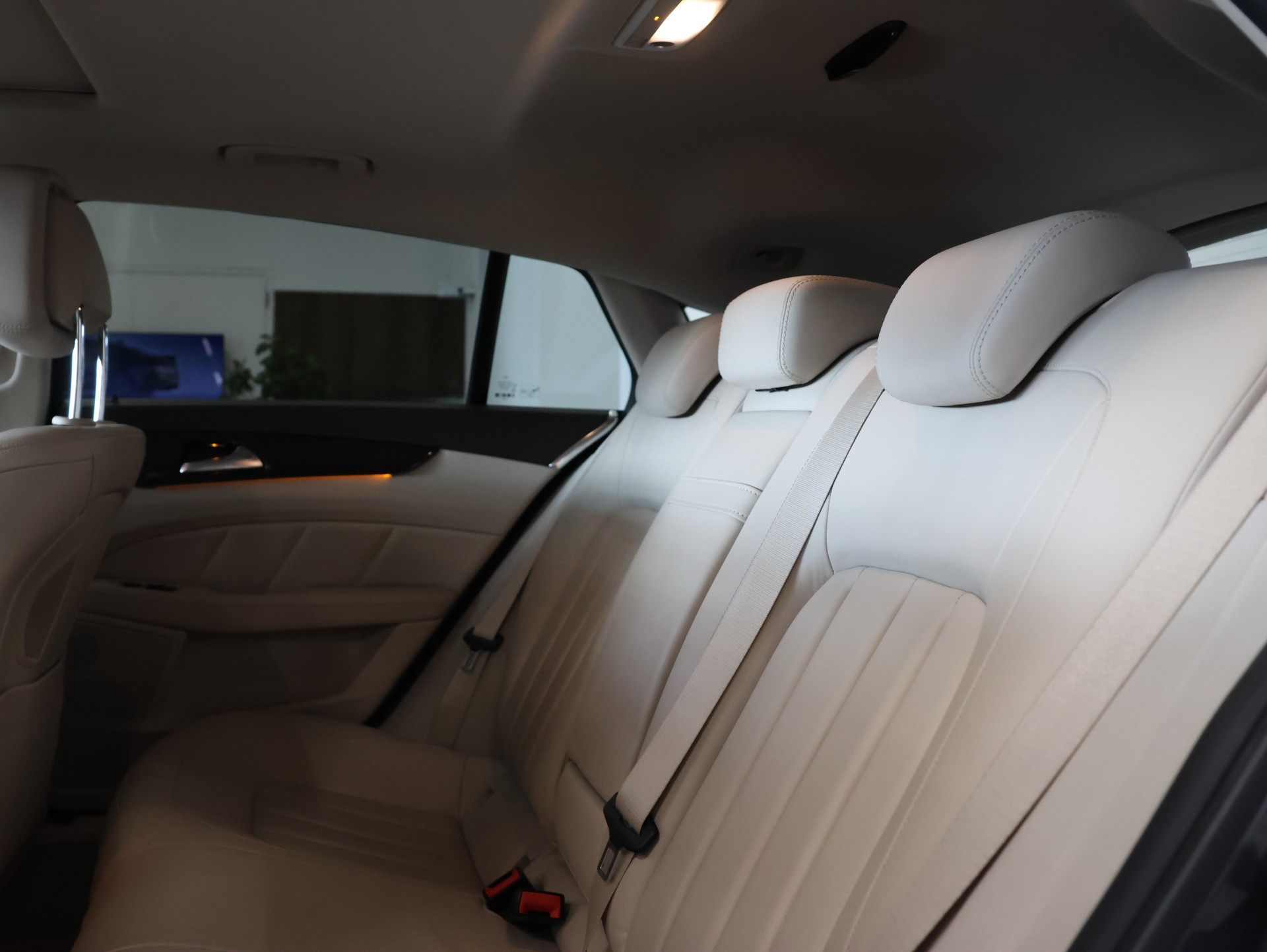 MERCEDES-BENZ CLS Shooting Brake 500 4Matic 9G-Tronic *Harman/Kardon* *Keskin Felgen* *360 Kamera*-image-37