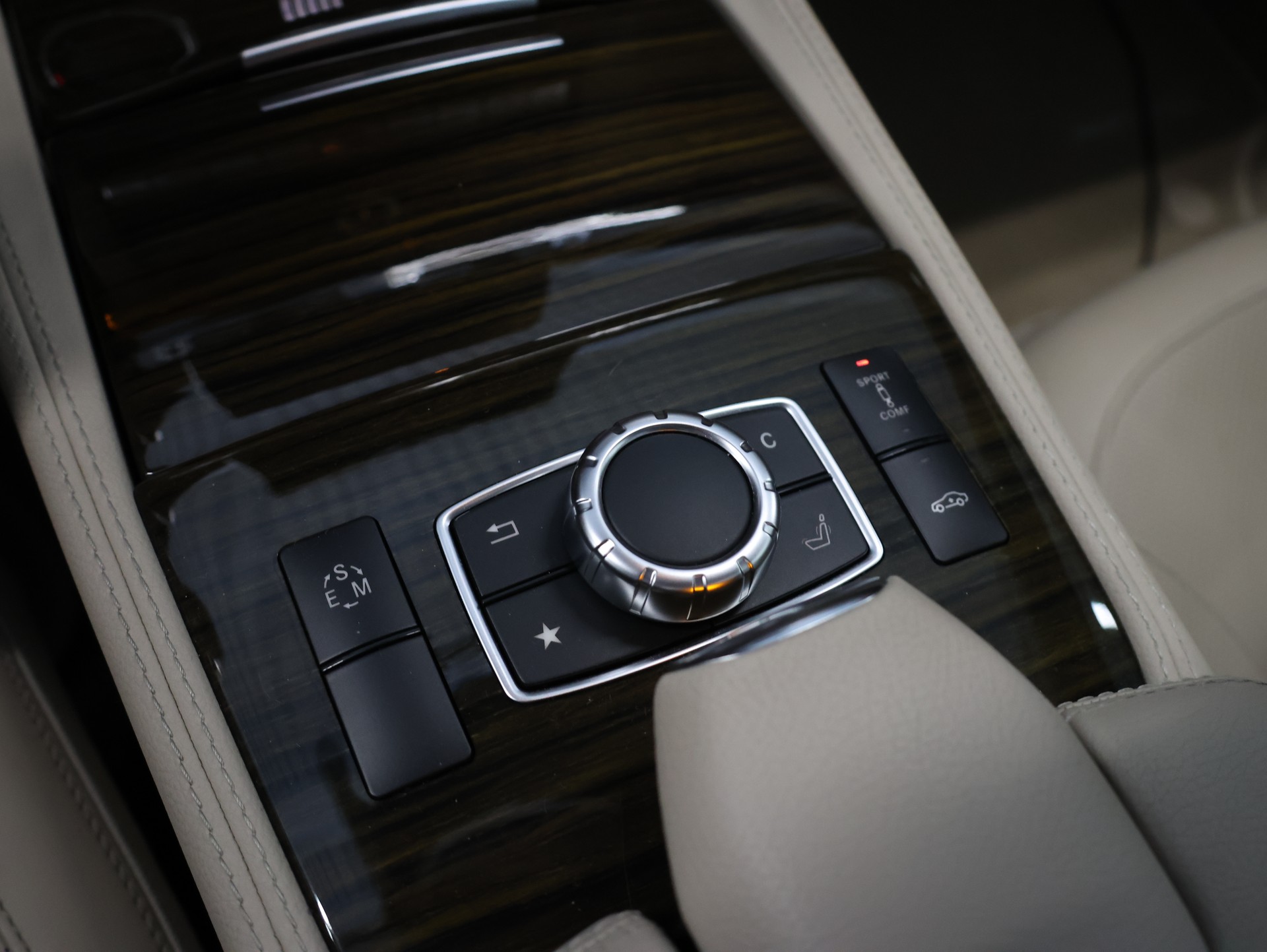 MERCEDES-BENZ CLS Shooting Brake 500 4Matic 9G-Tronic *Harman/Kardon* *Keskin Felgen* *360 Kamera*-image-31