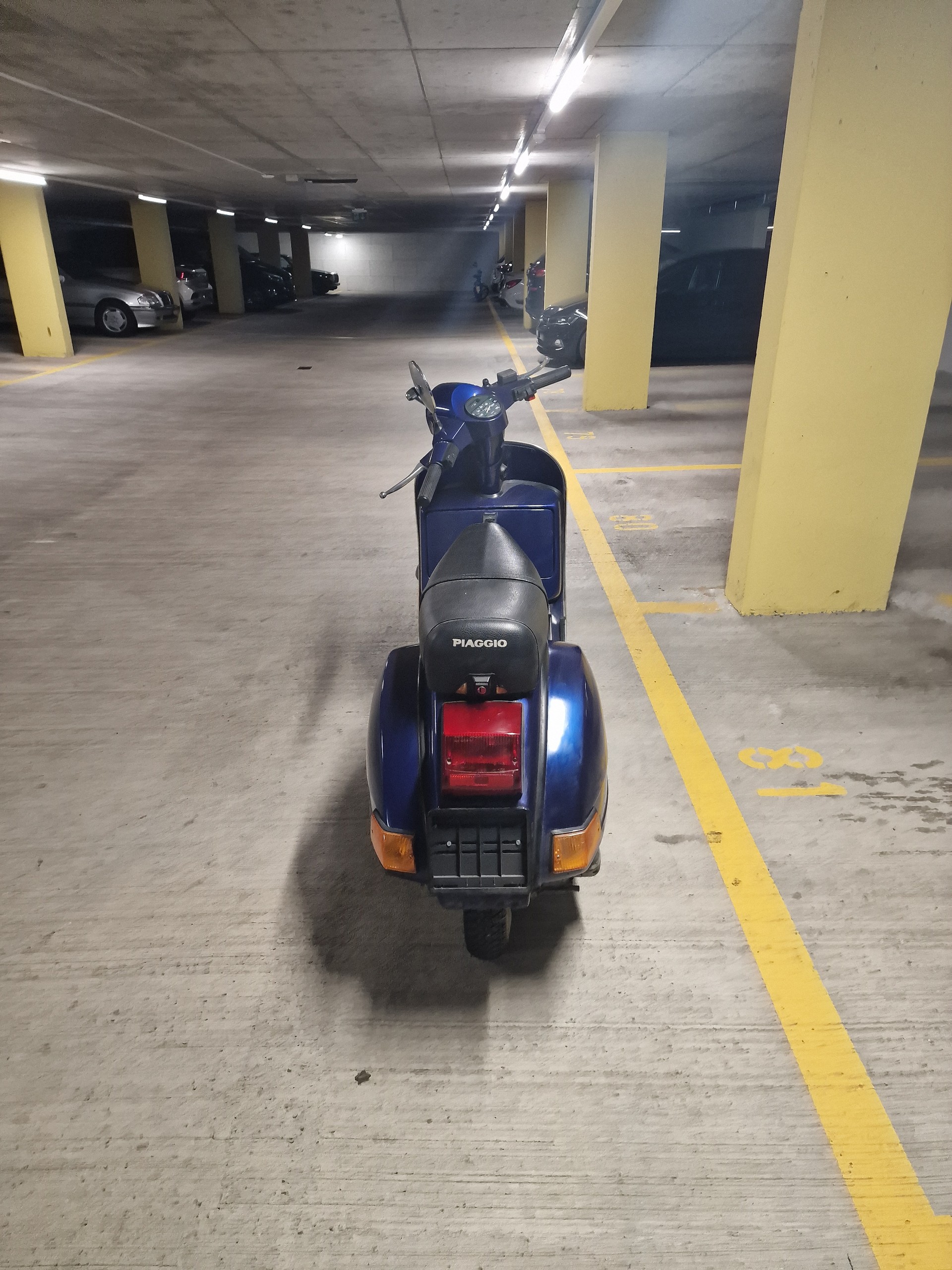 PIAGGIO Vespa PX 125 E Disc-image-3