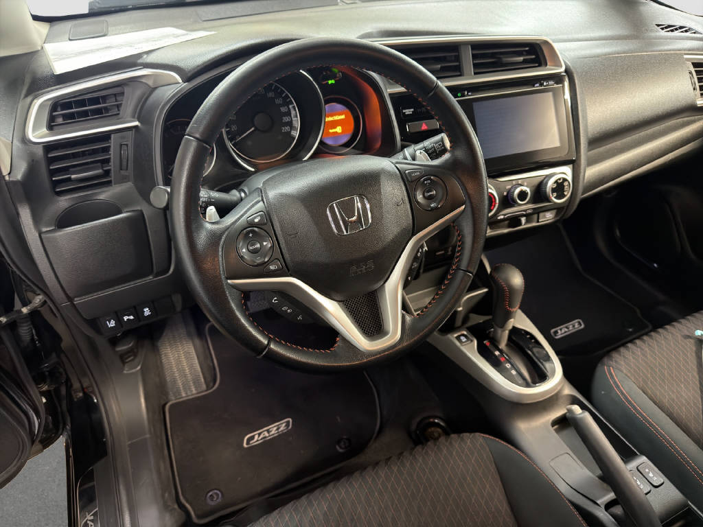 HONDA Jazz 1.5i-VTEC Dynamic CVT-image-7