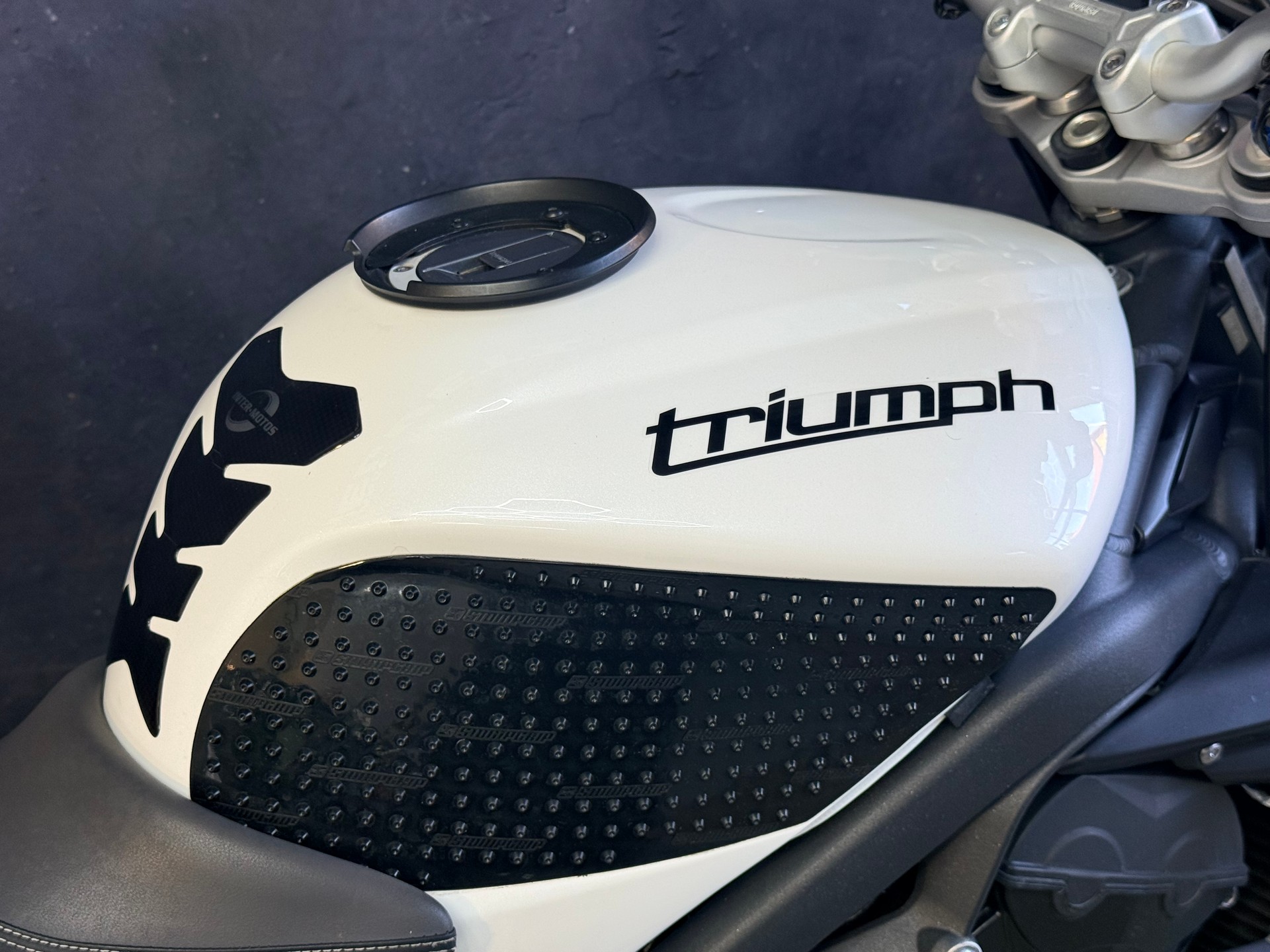 TRIUMPH Street Triple R 675-image-4