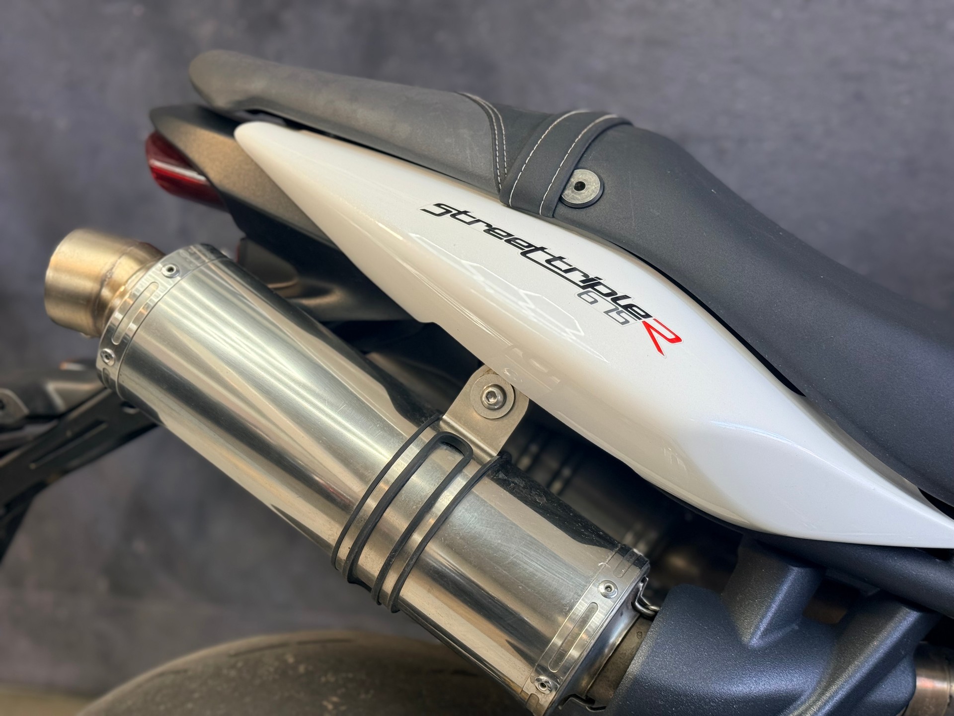 TRIUMPH Street Triple R 675-image-5