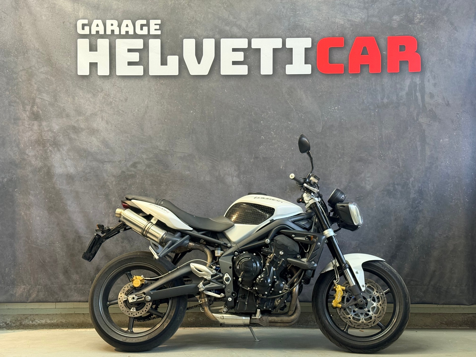 TRIUMPH Street Triple R 675-image-1