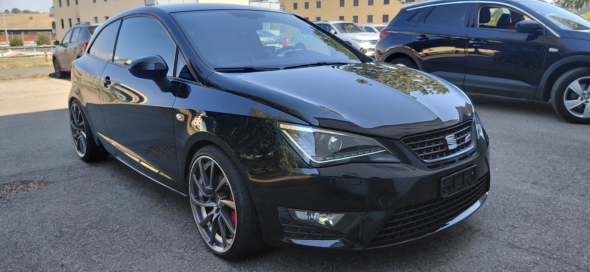 SEAT SEAT Ibiza Cupra-showroom-element-2